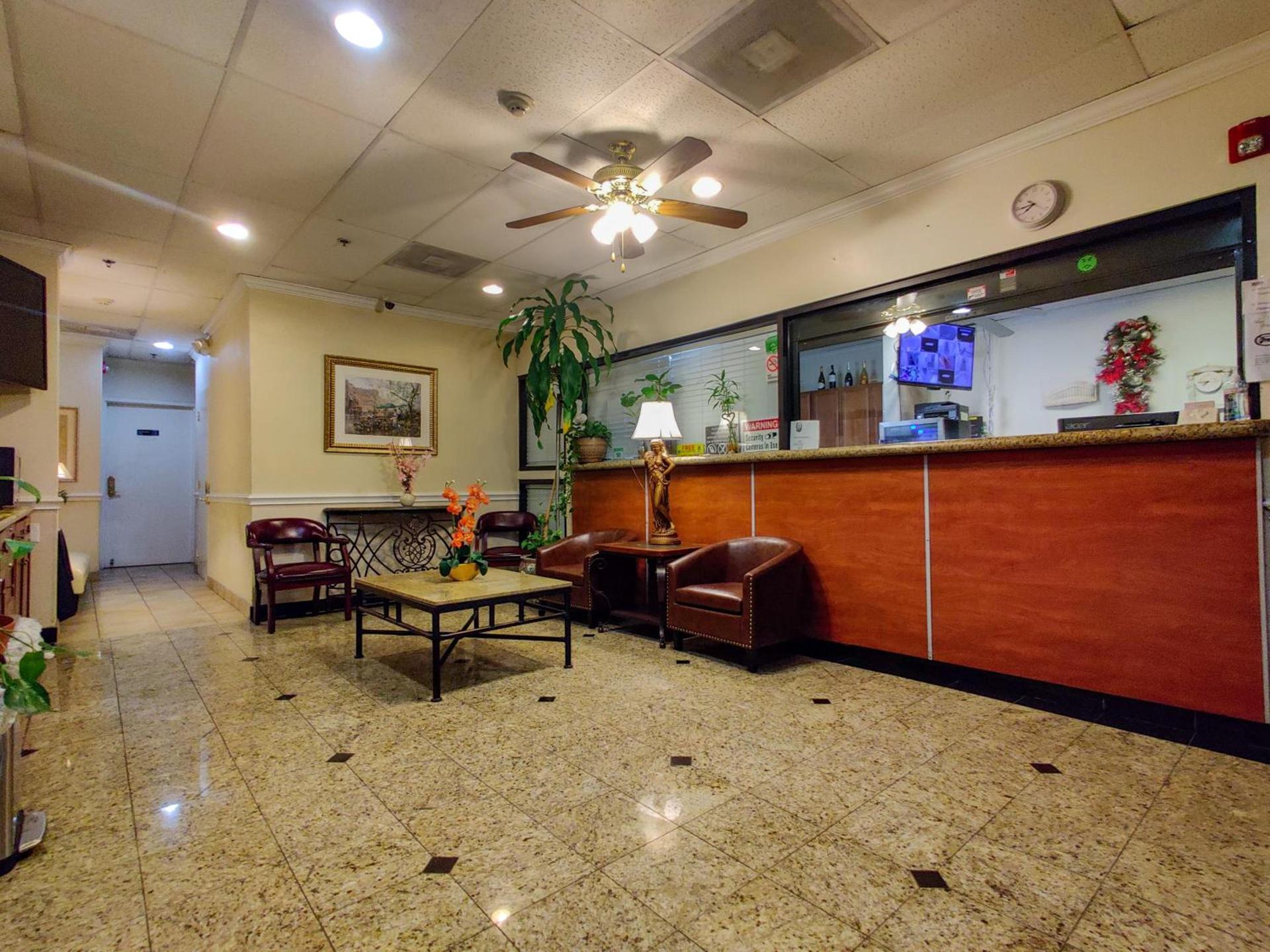 Athens Hotel & Suites photo 1