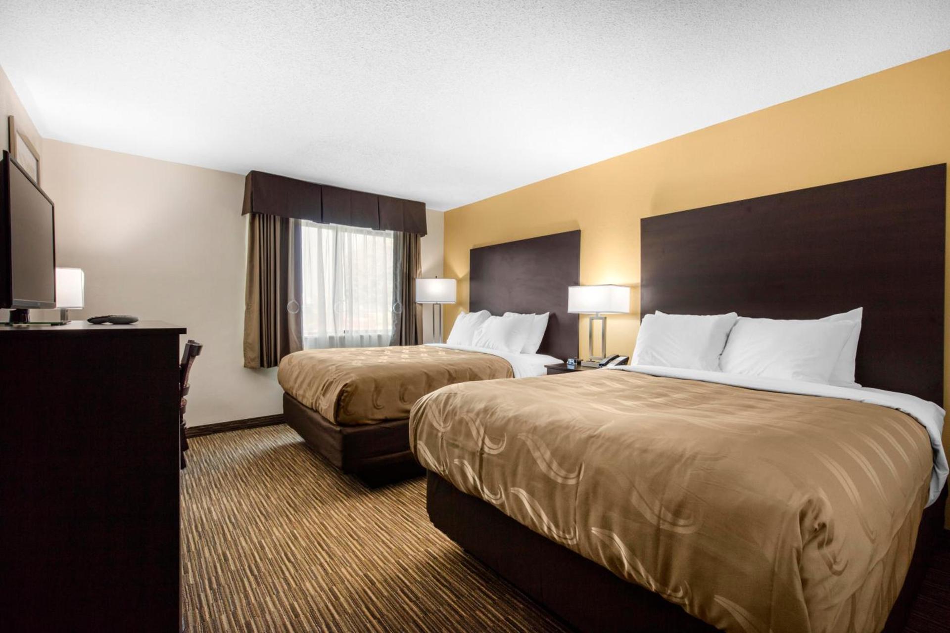 Quality Inn & Suites Metropolis I-24 photo 17
