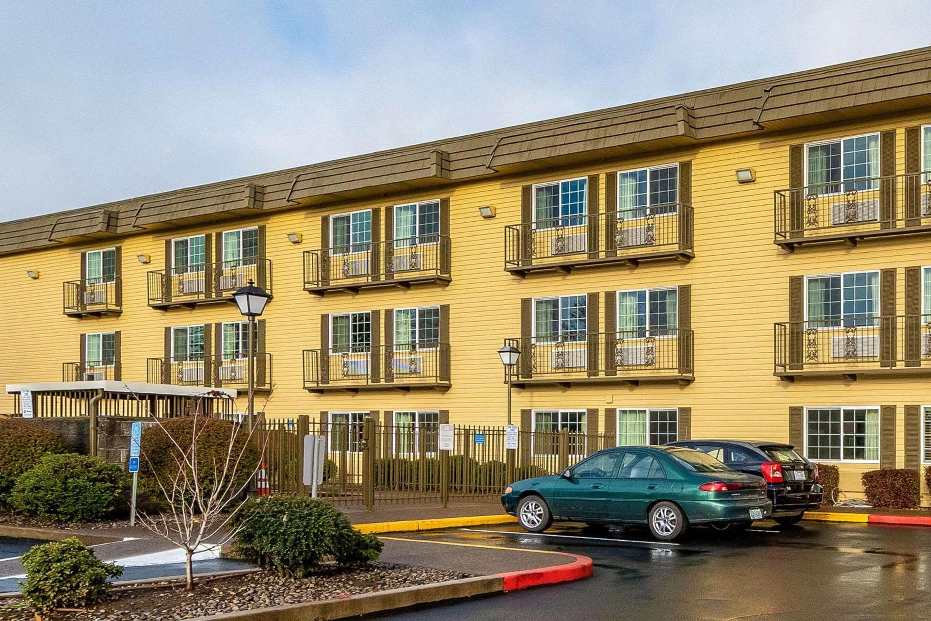 Econo Lodge Corvallis Near University photo 5