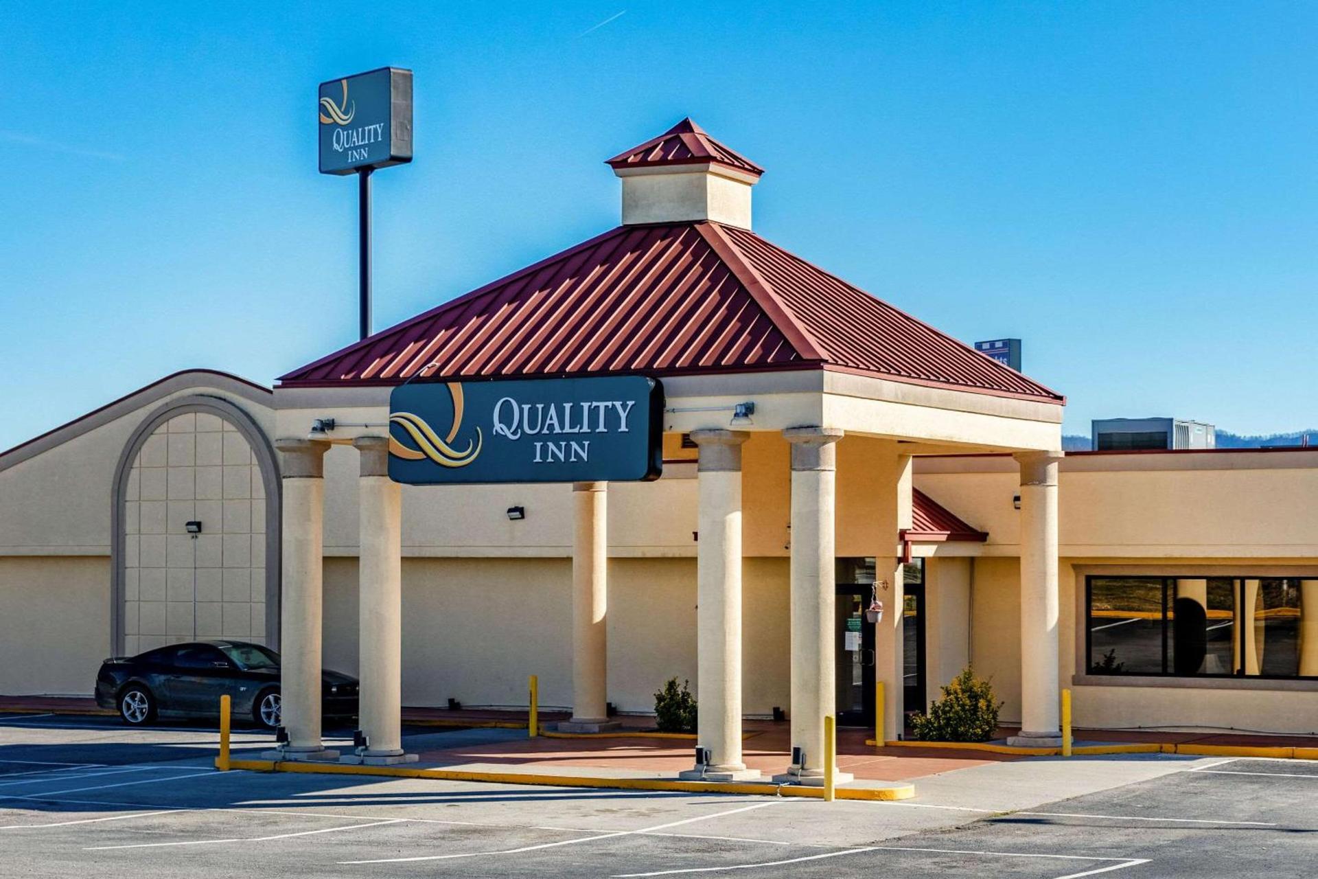 Quality Inn photo 1