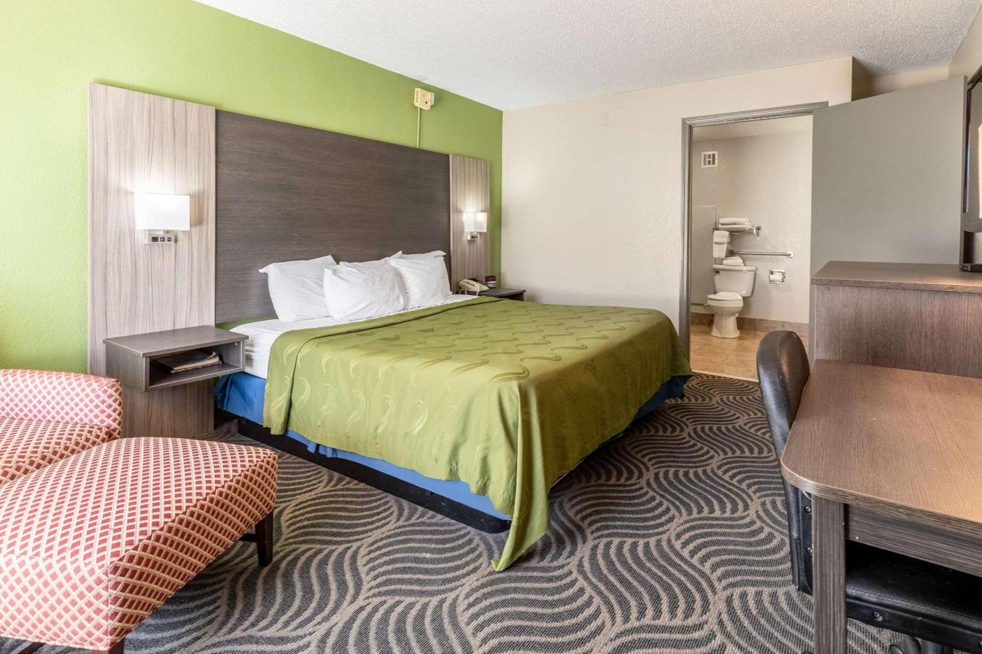 Quality Inn photo 18