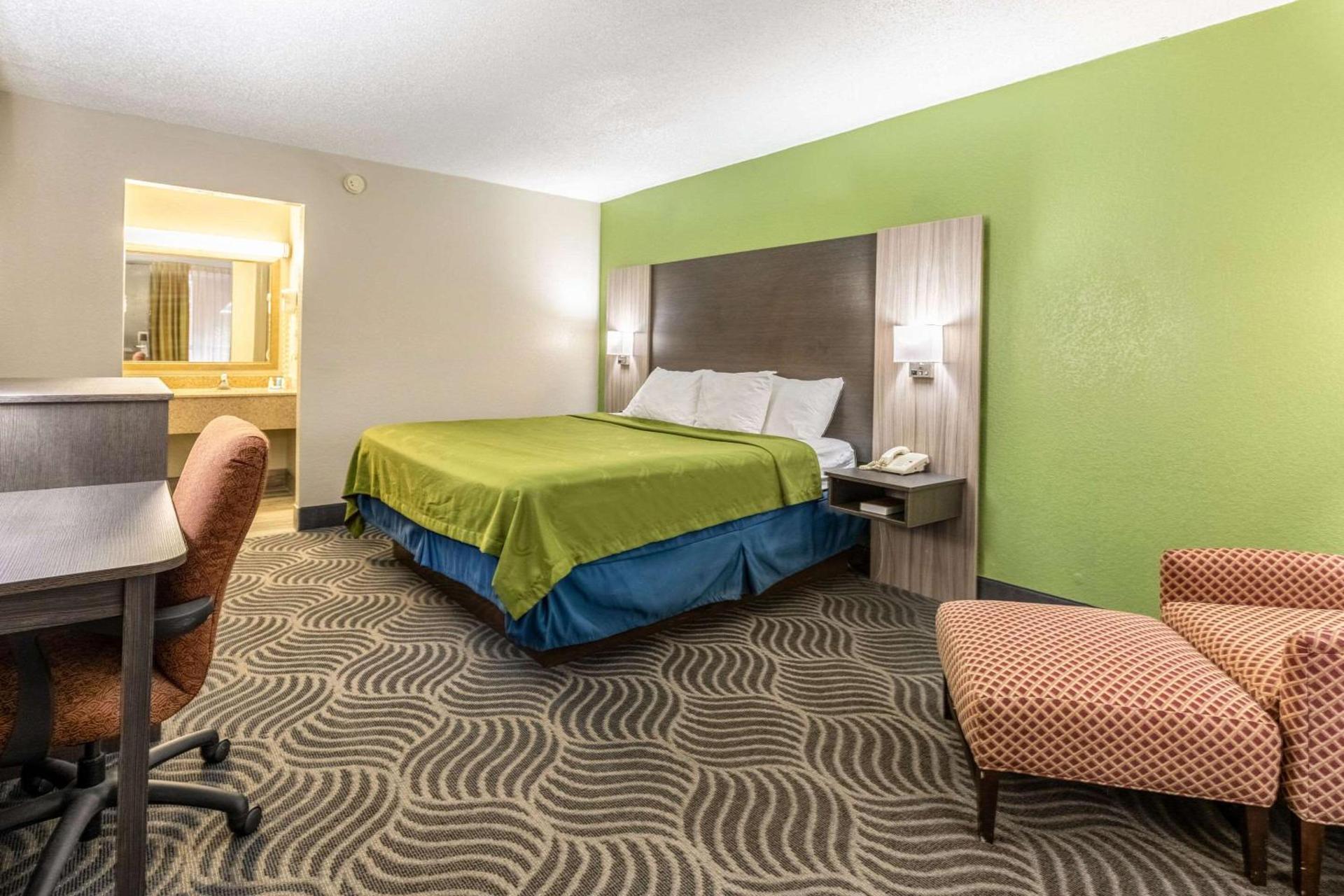 Quality Inn photo 24