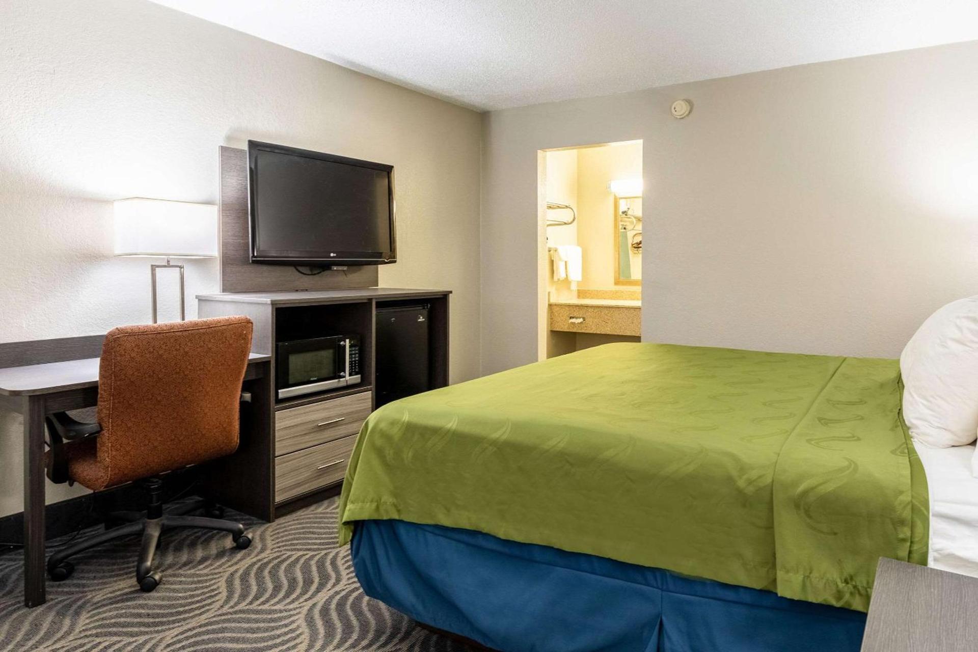 Quality Inn photo 25