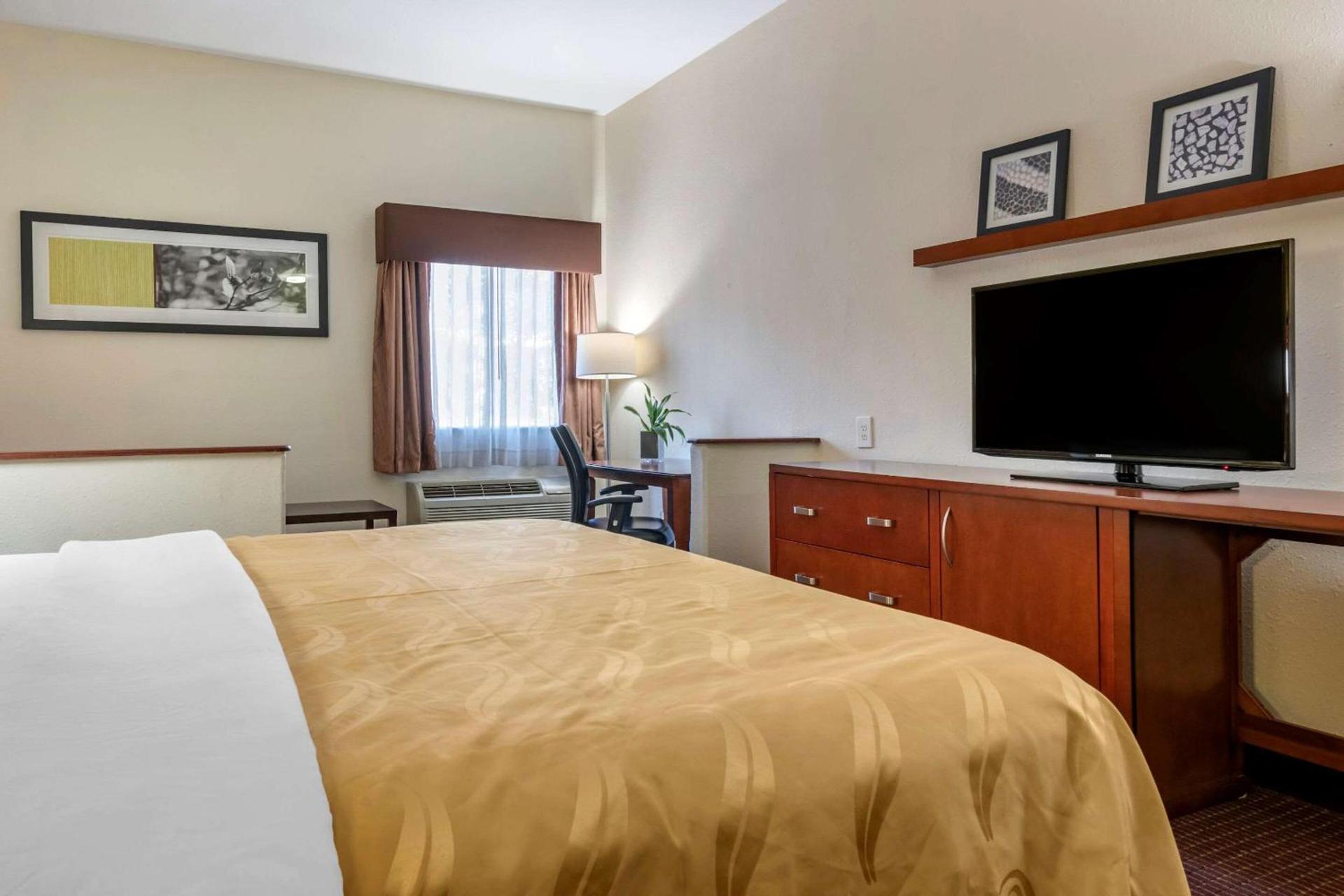Quality Inn Zephyrhills-Dade City photo 10