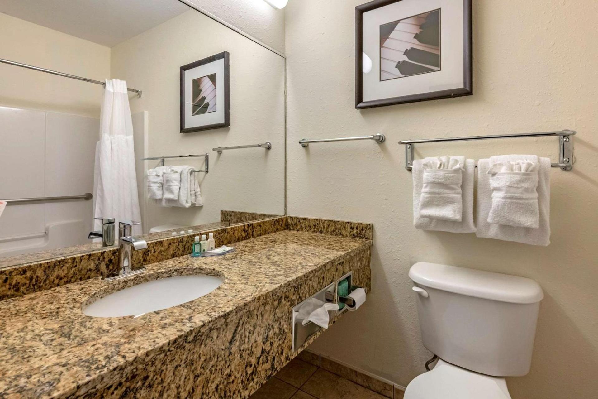 Quality Inn Zephyrhills-Dade City photo 19