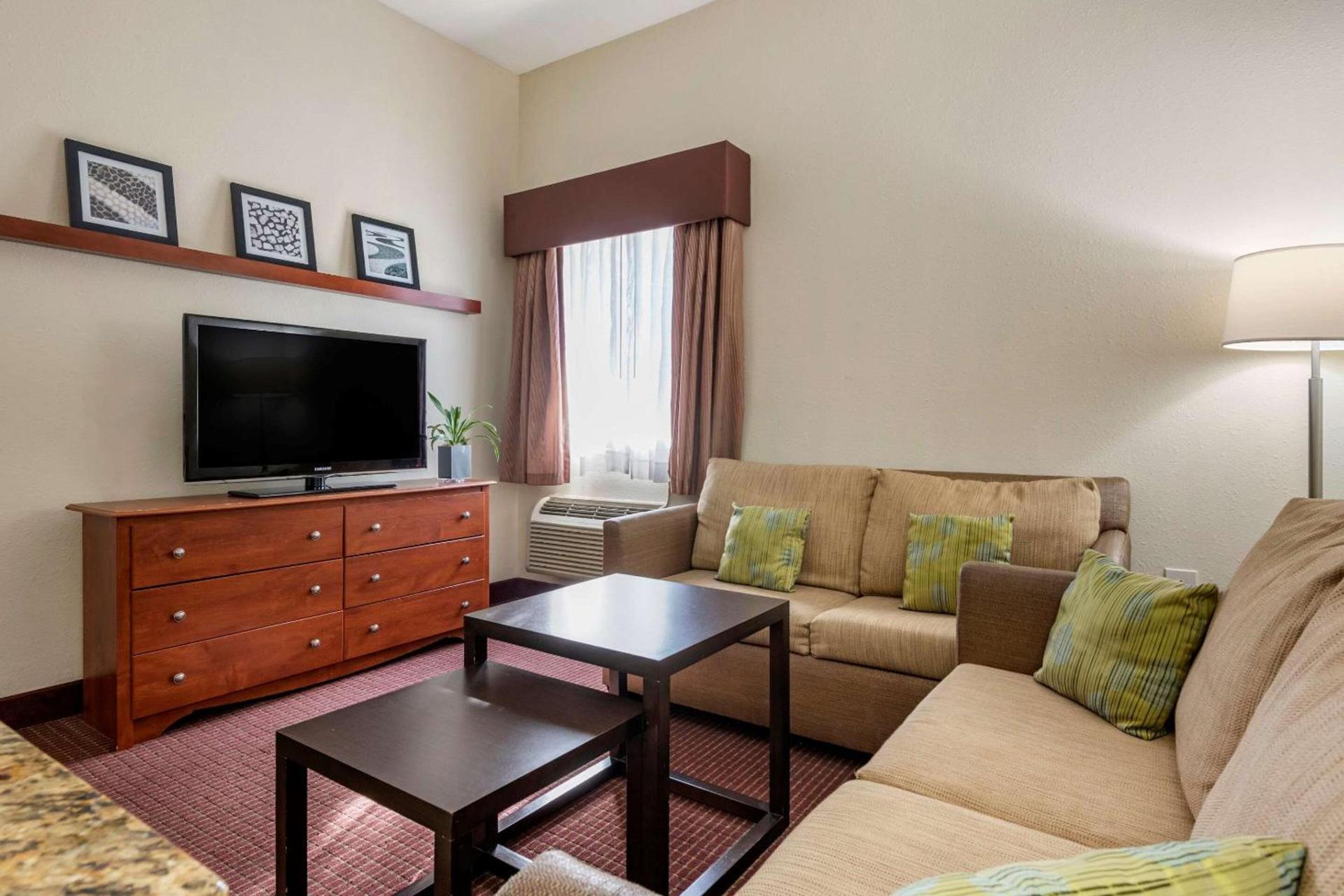 Quality Inn Zephyrhills-Dade City photo 24