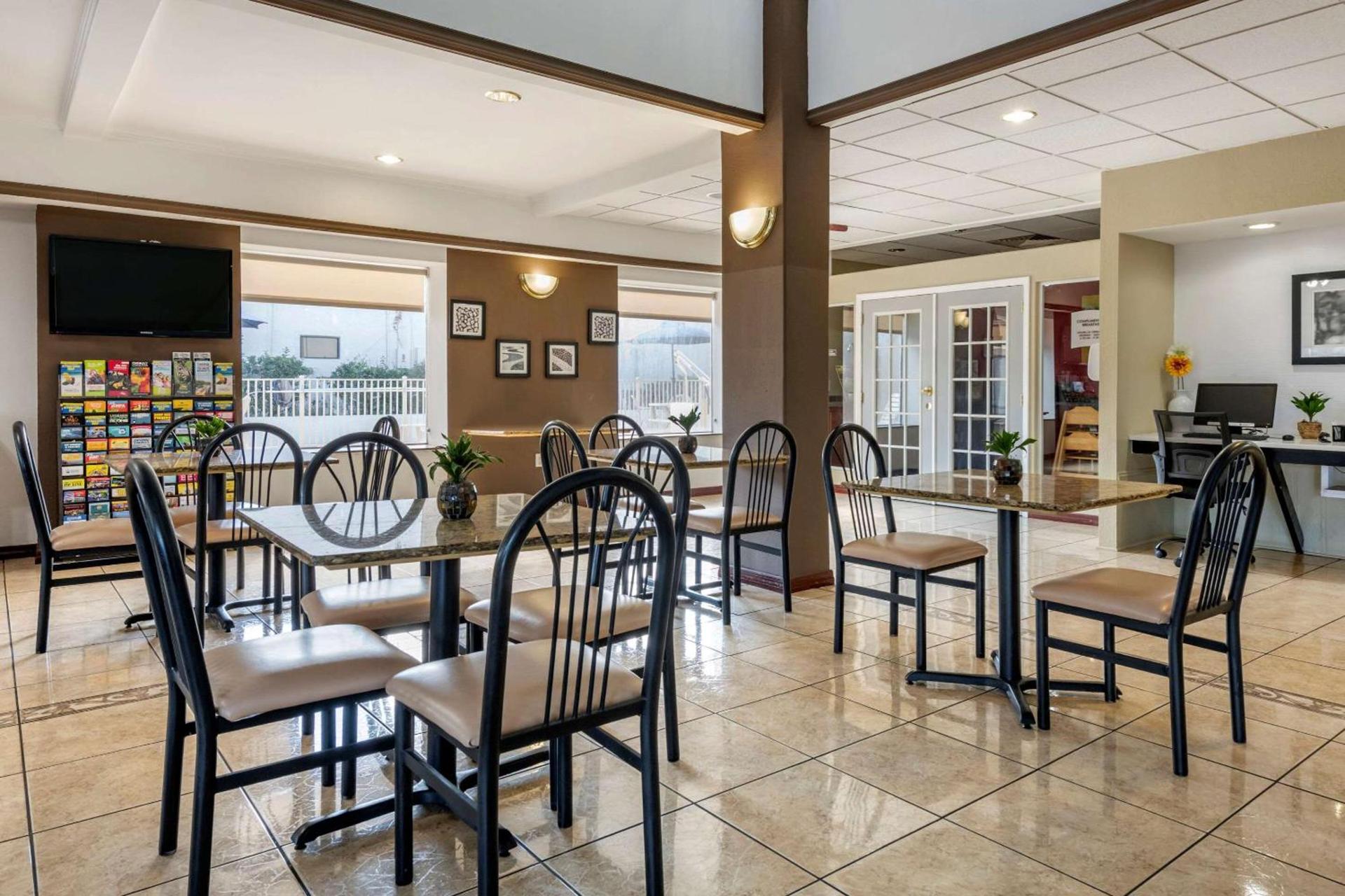 Quality Inn Zephyrhills-Dade City photo 36
