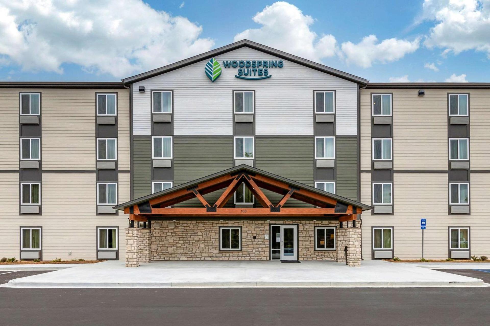 WoodSpring Suites Brunswick photo 1