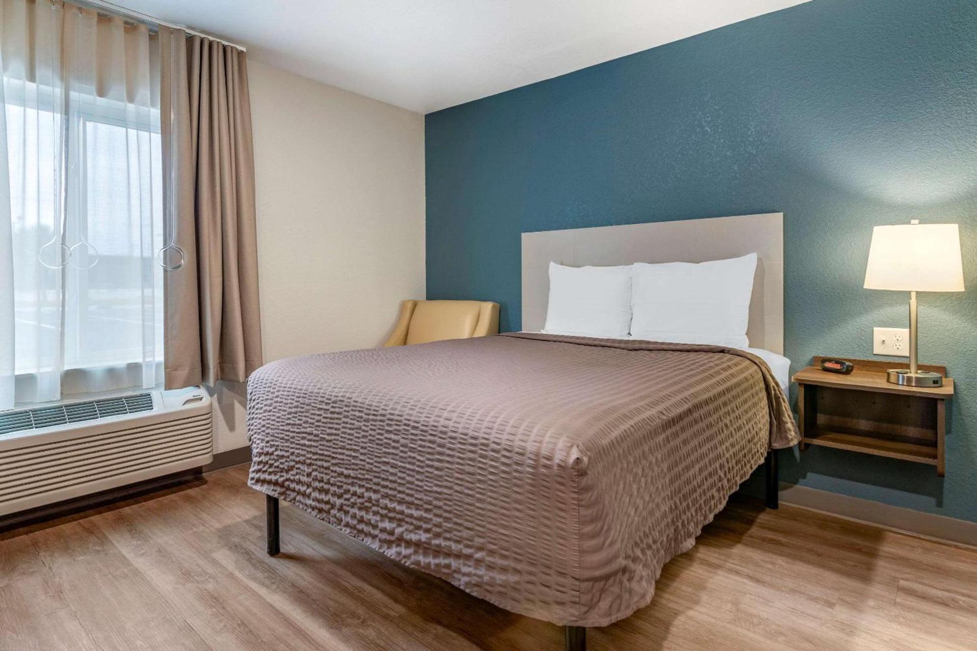 WoodSpring Suites Brunswick photo 15