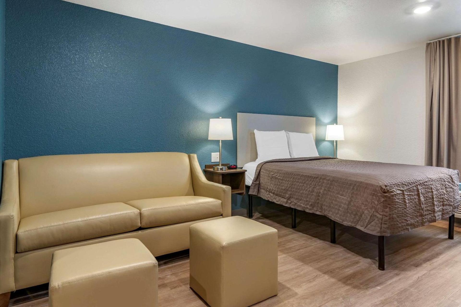 WoodSpring Suites Brunswick photo 10