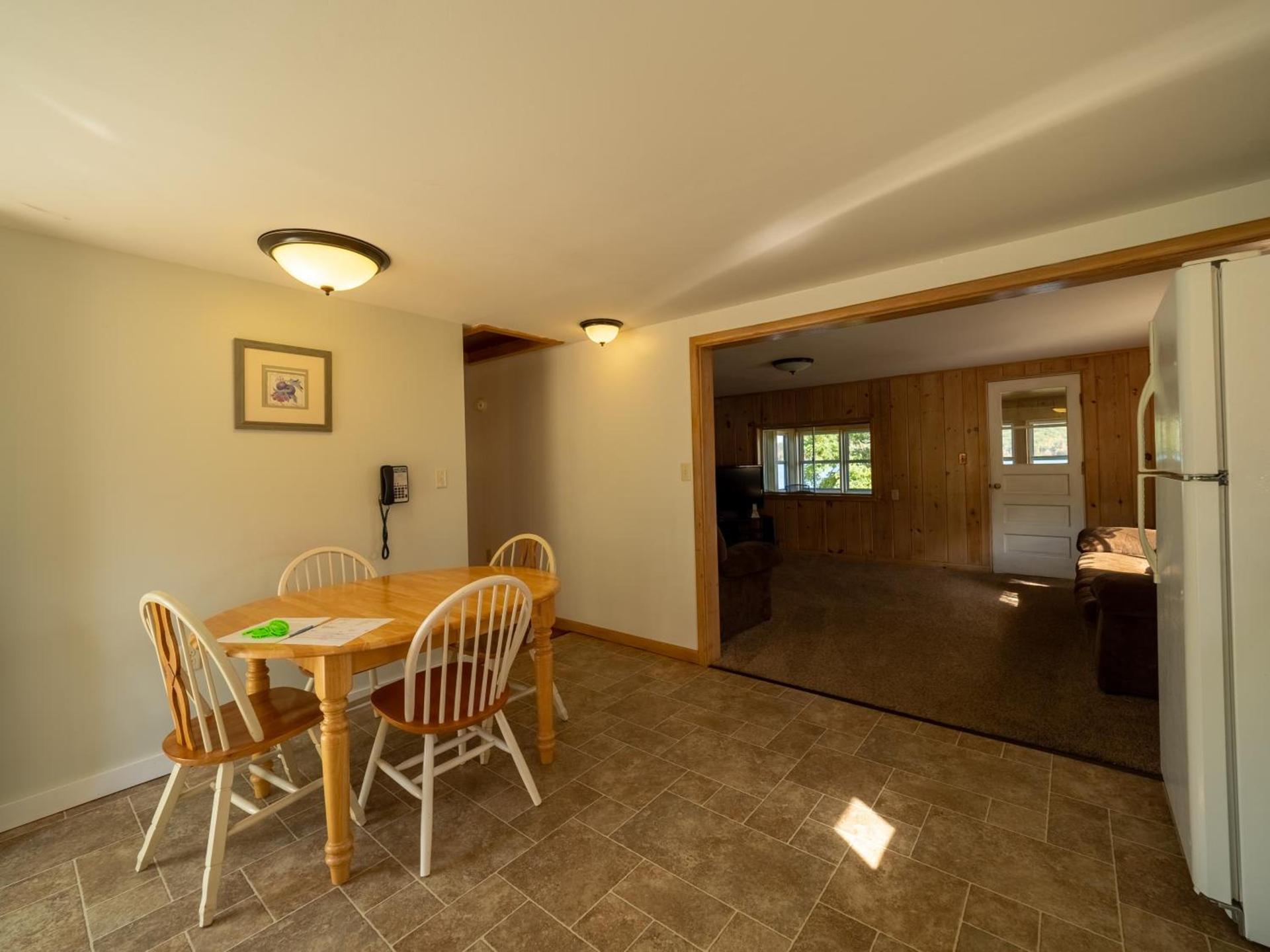Lake 'N Pines Motel photo 74