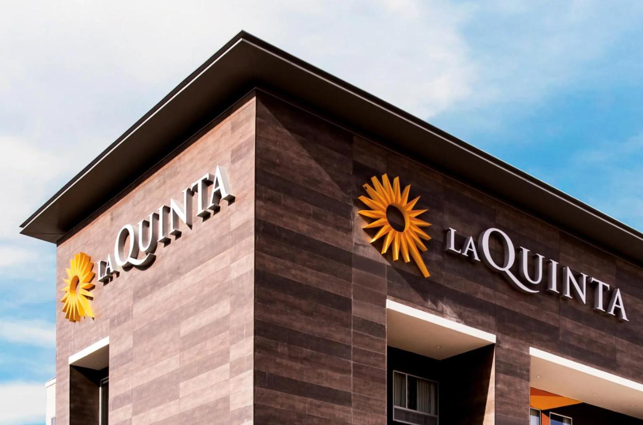 La Quinta Inn & Suites by Wyndham Littleton-Red Rocks photo 3