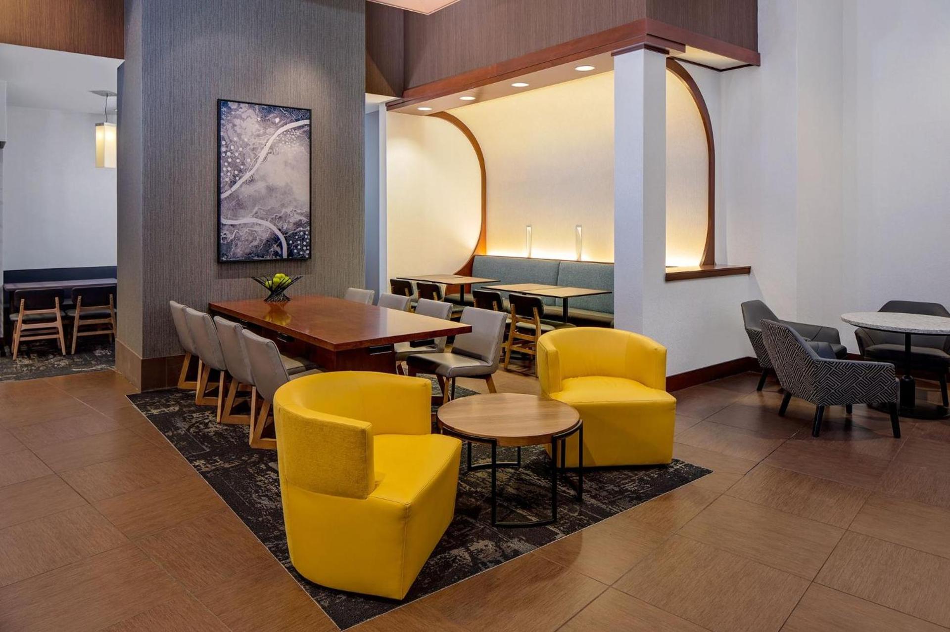 Hyatt Place Pittsburgh North Shore photo 5