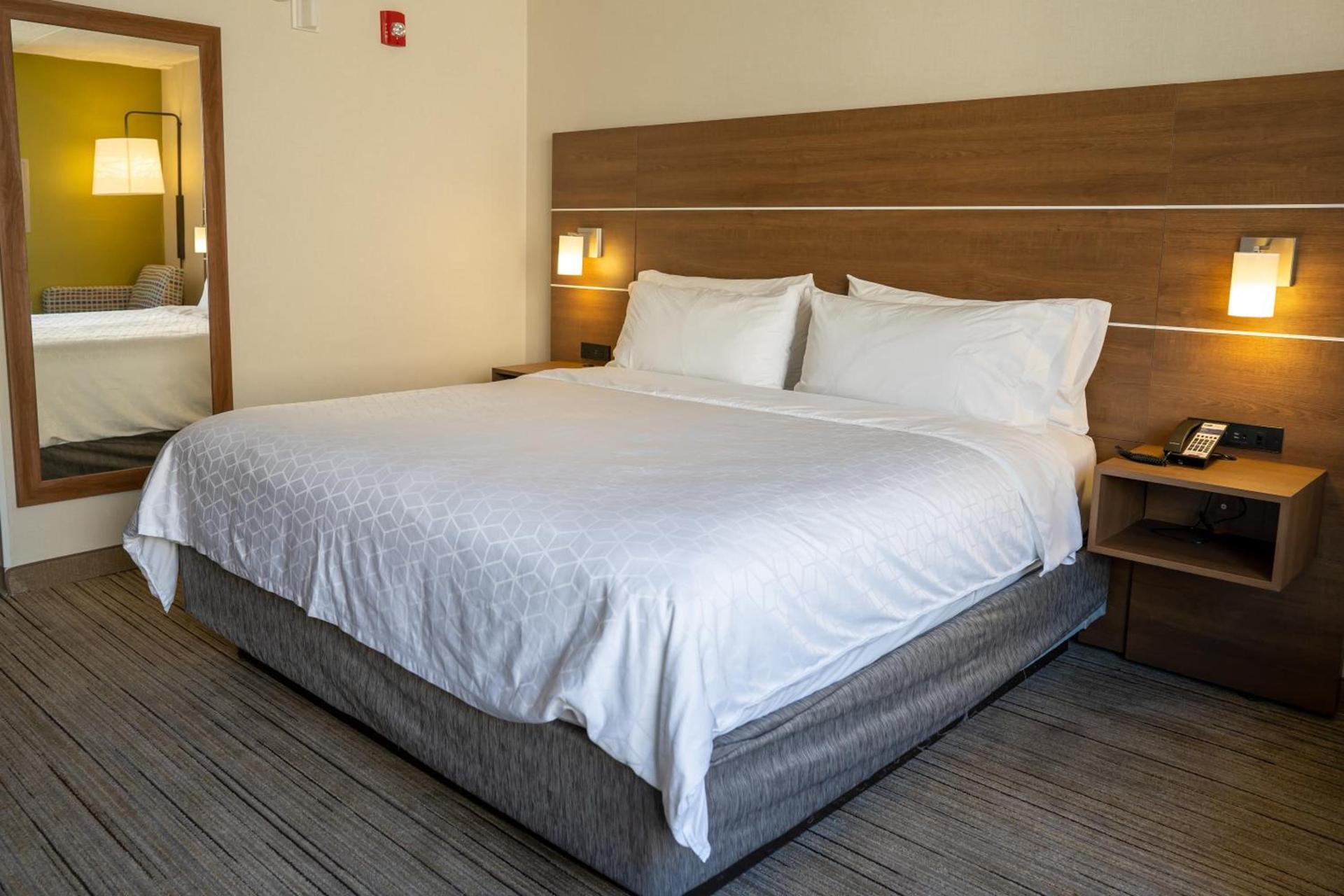 Holiday Inn Express Boston by IHG photo 8