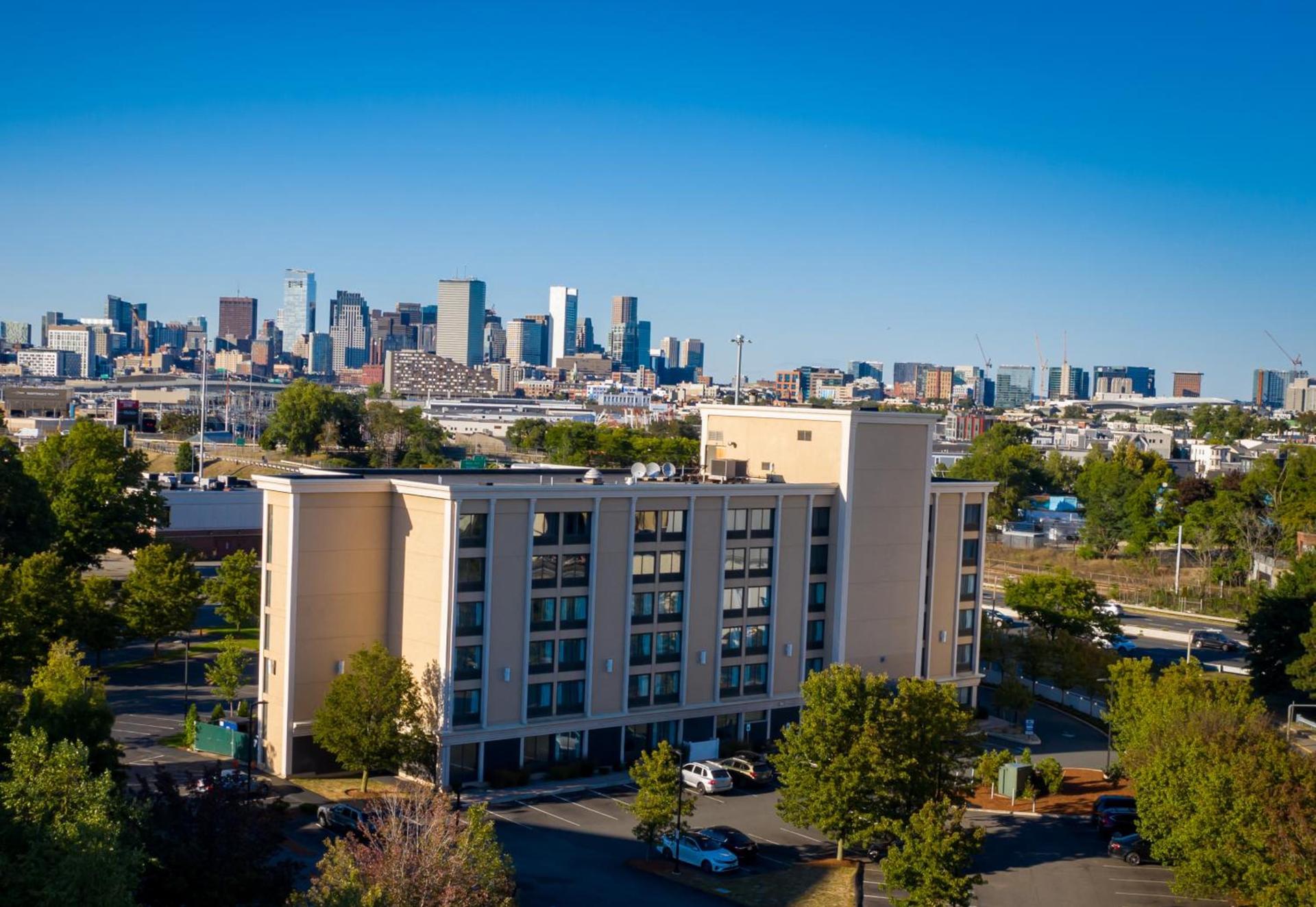 Holiday Inn Express Boston by IHG photo 2