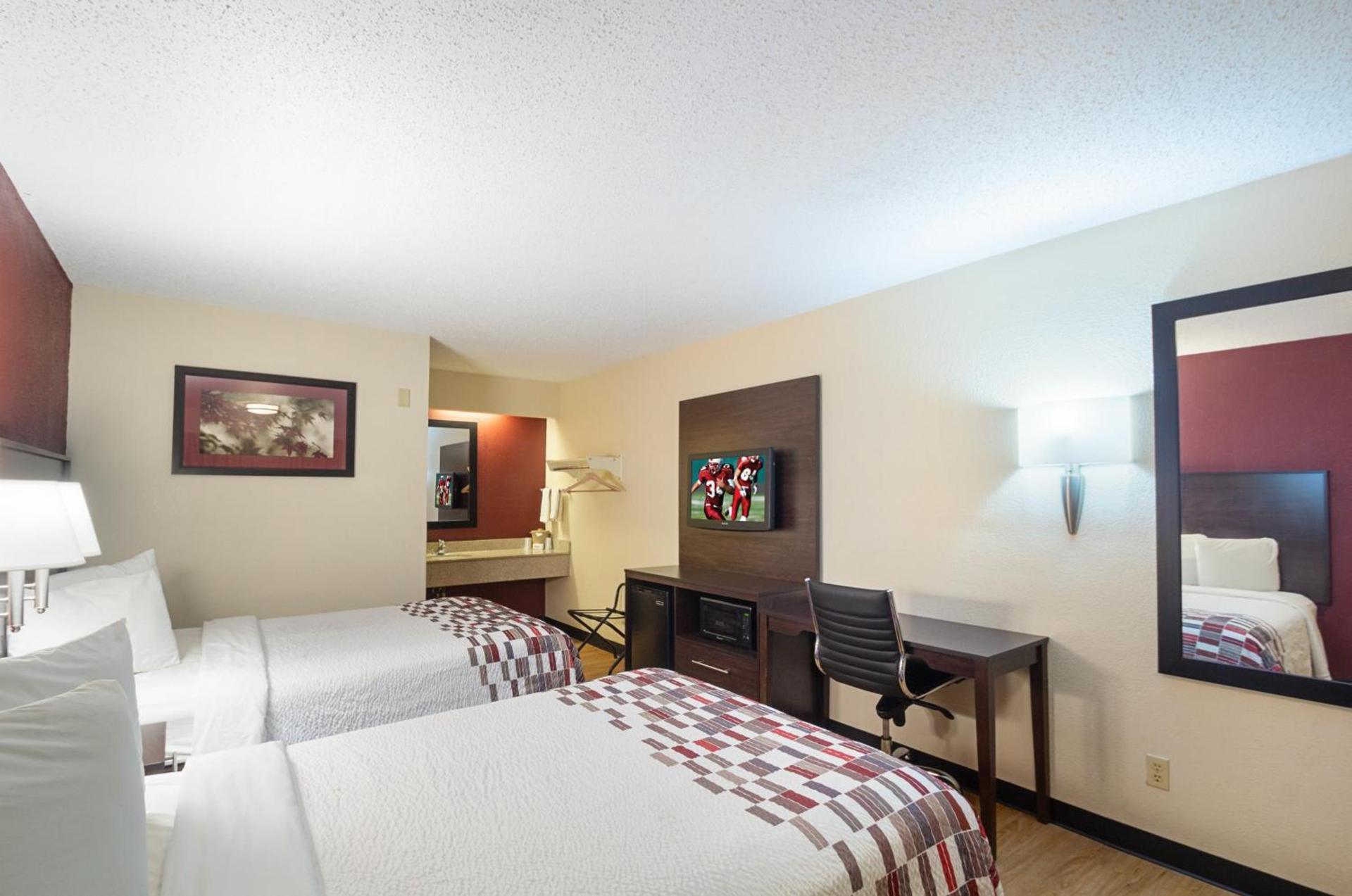 Red Roof Inn Dayton - Fairborn/Nutter Center photo 10