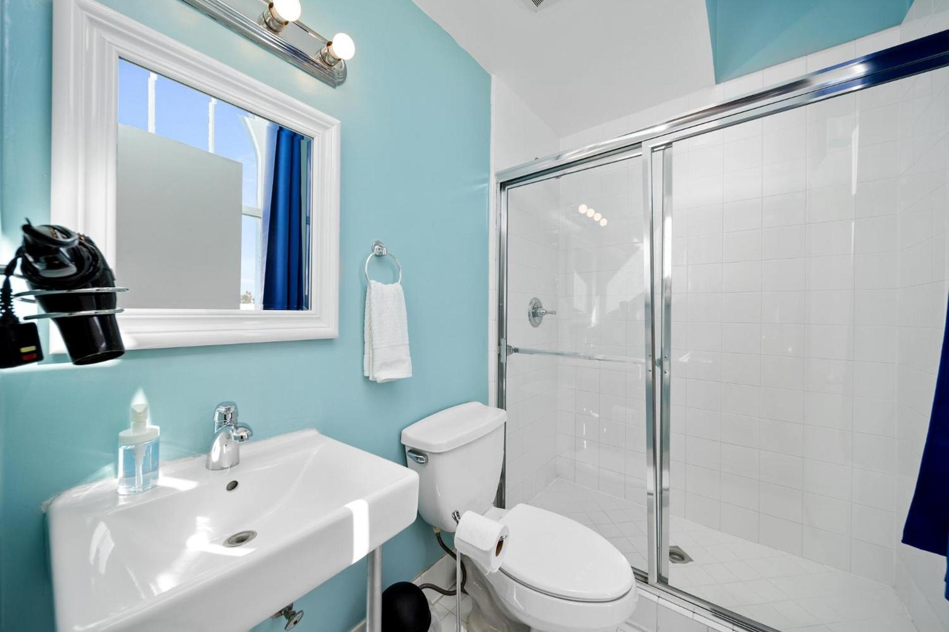Samesun Venice Beach Hotel & Hostel photo 29