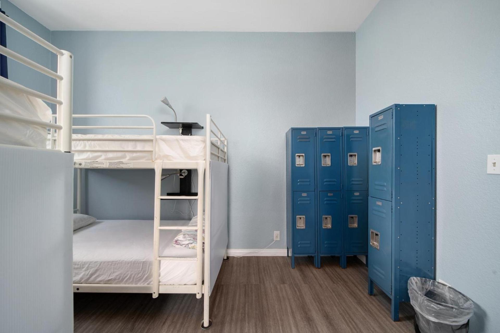 Samesun Venice Beach Hotel & Hostel photo 25
