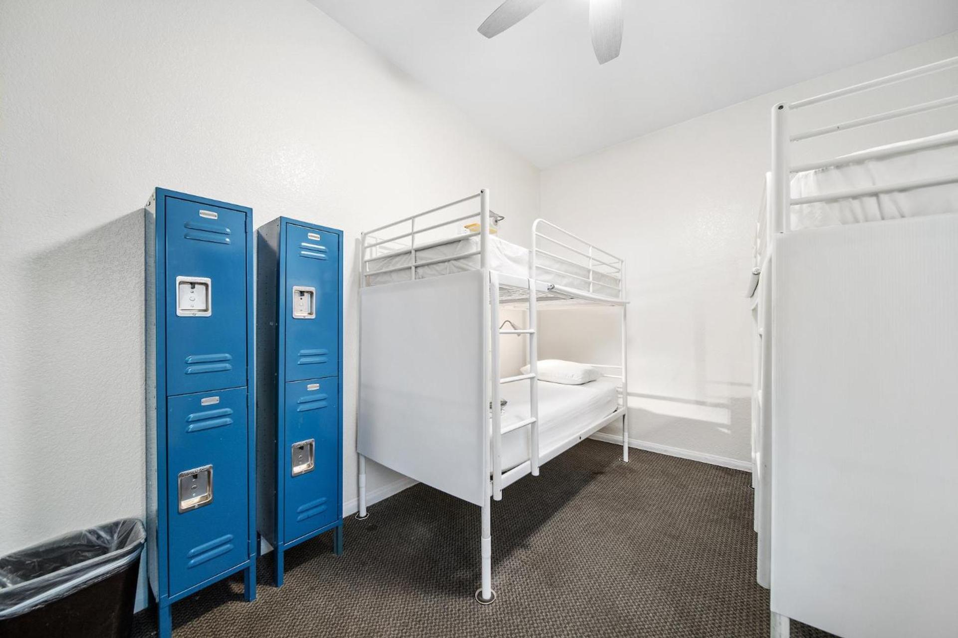 Samesun Venice Beach Hotel & Hostel photo 26