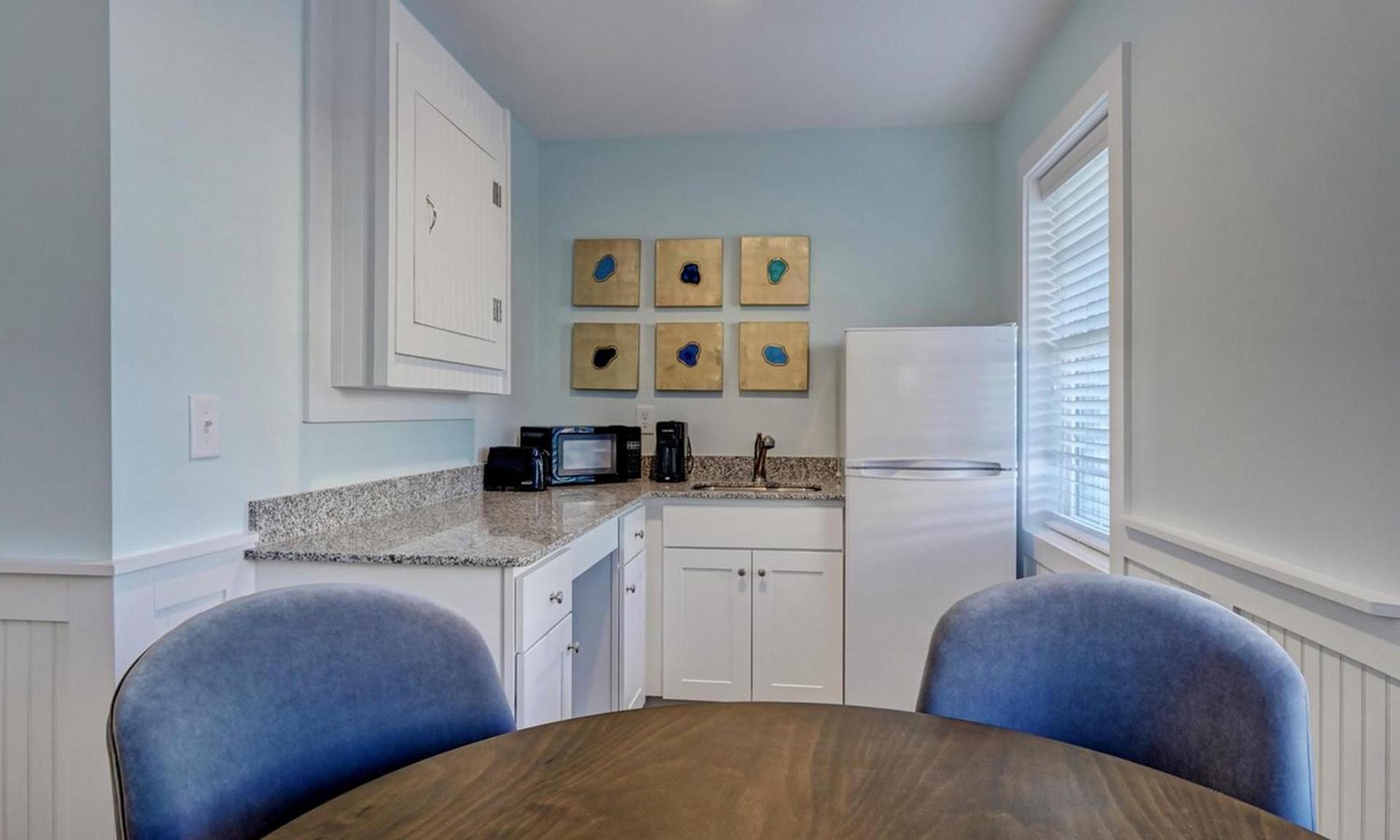 Loggerhead Inn and Suites photo 30