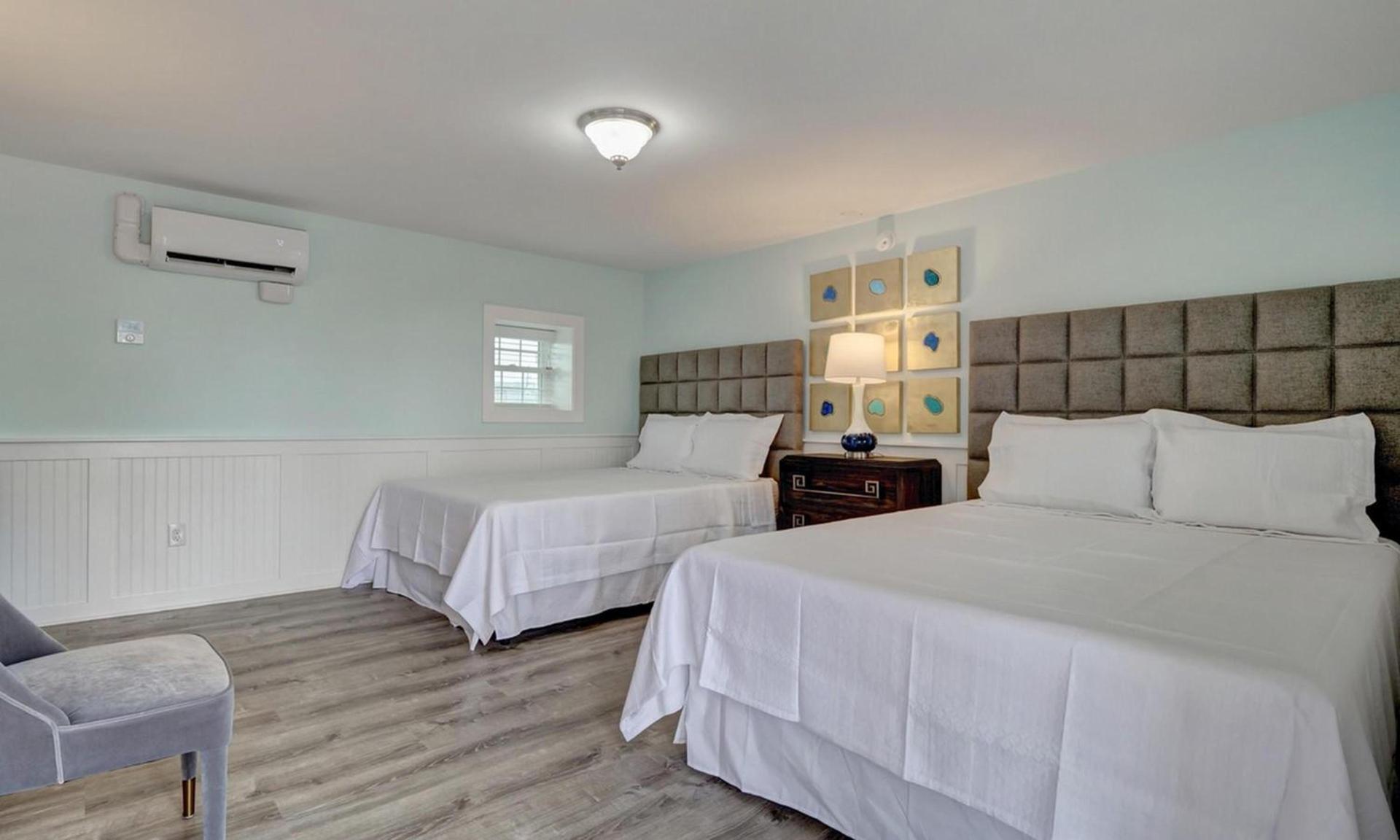 Loggerhead Inn and Suites photo 33