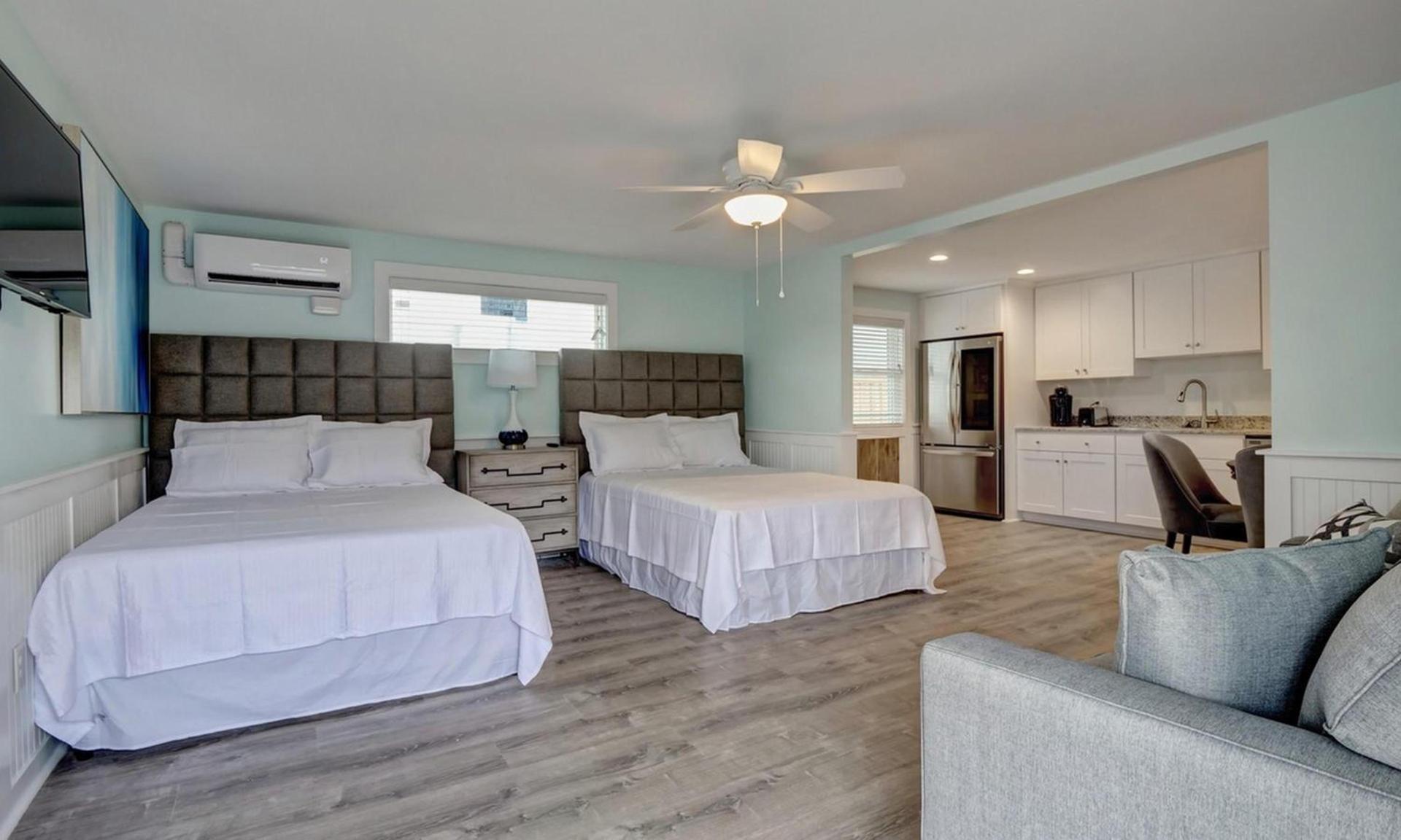 Loggerhead Inn and Suites photo 35