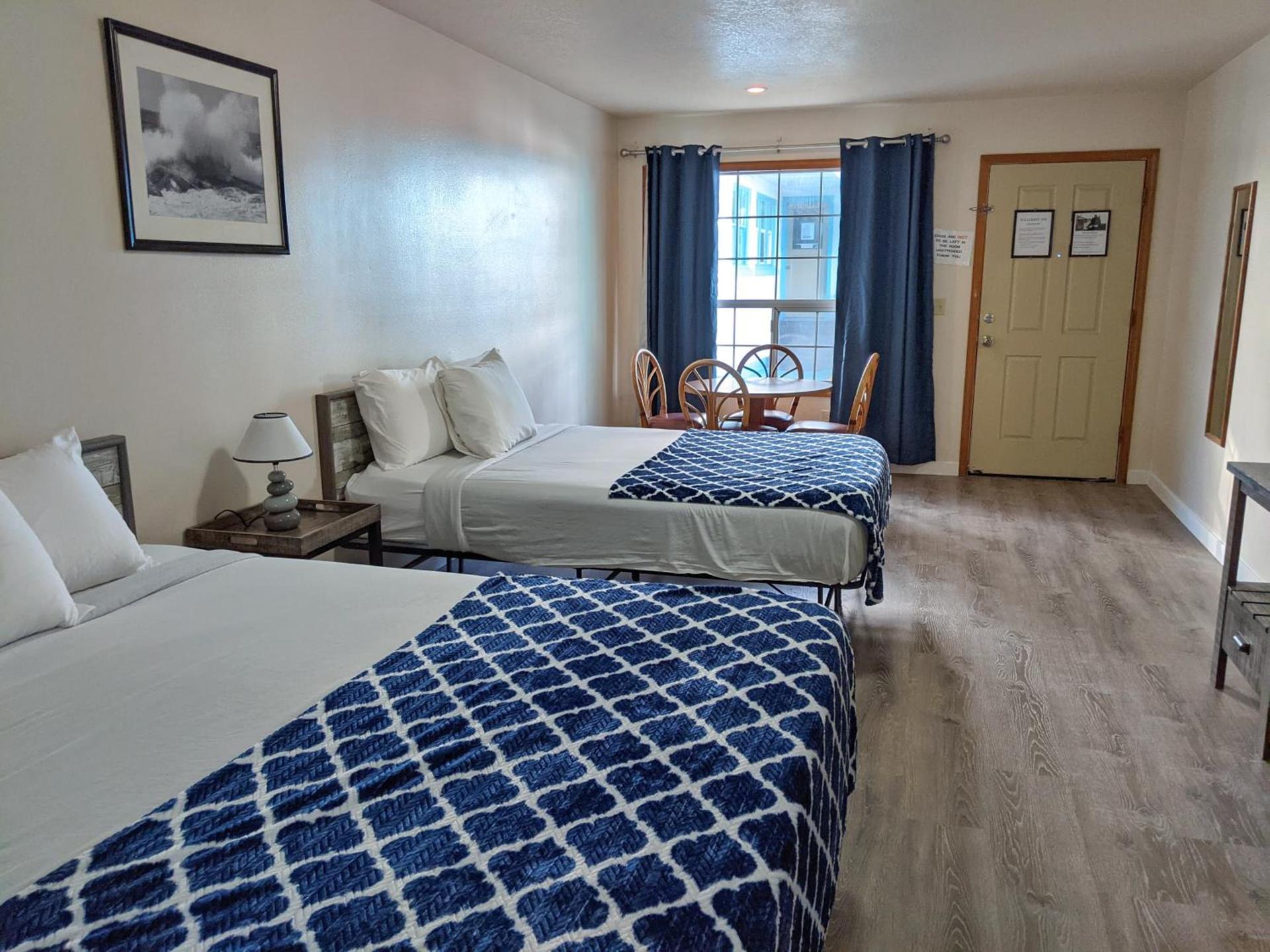 Hillcrest Inn photo 56