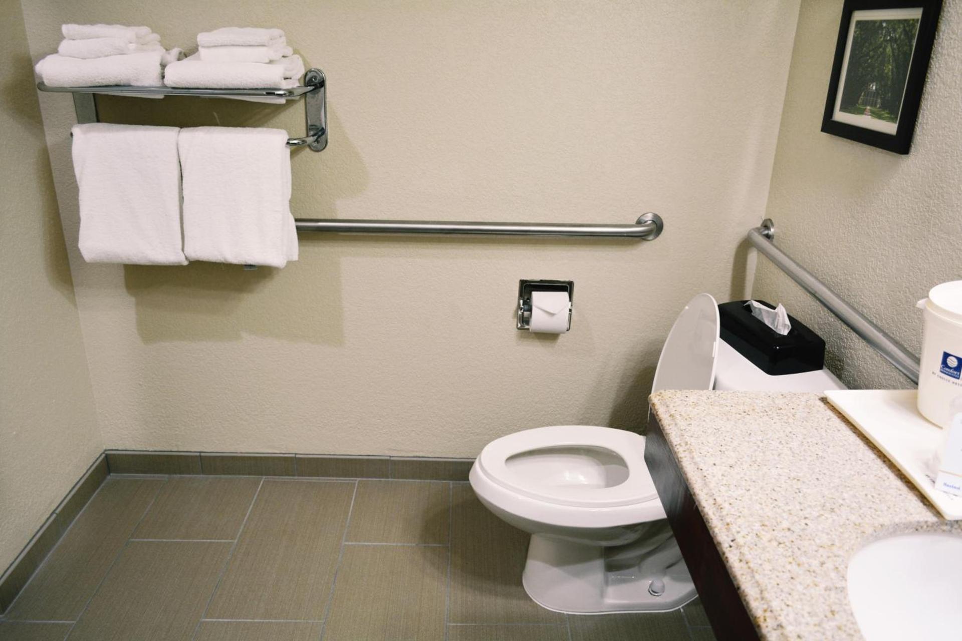 Comfort Inn & Suites Covington - Mandeville photo 53