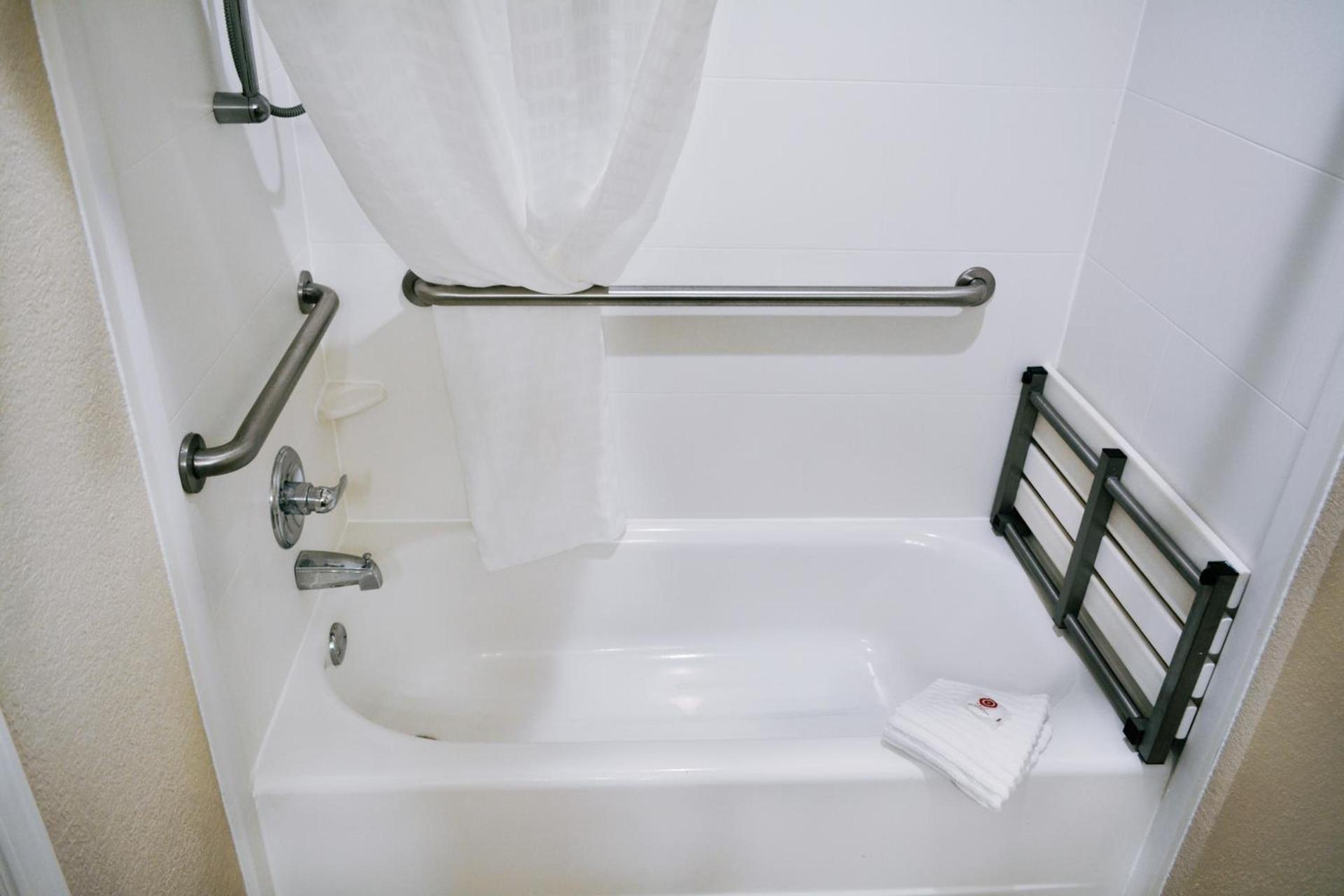 Comfort Inn & Suites Covington - Mandeville photo 52