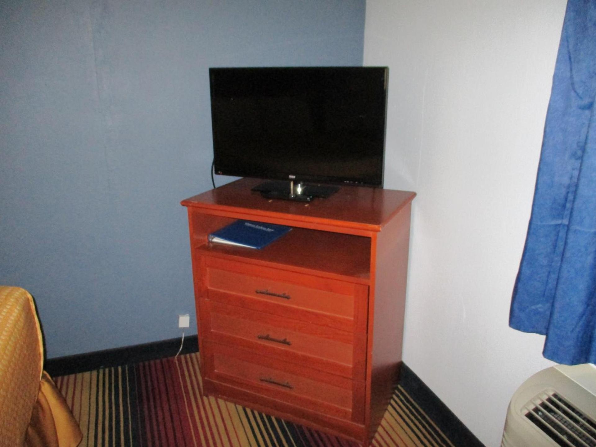 Travelodge by Wyndham Spirit Lake/Okoboji photo 20