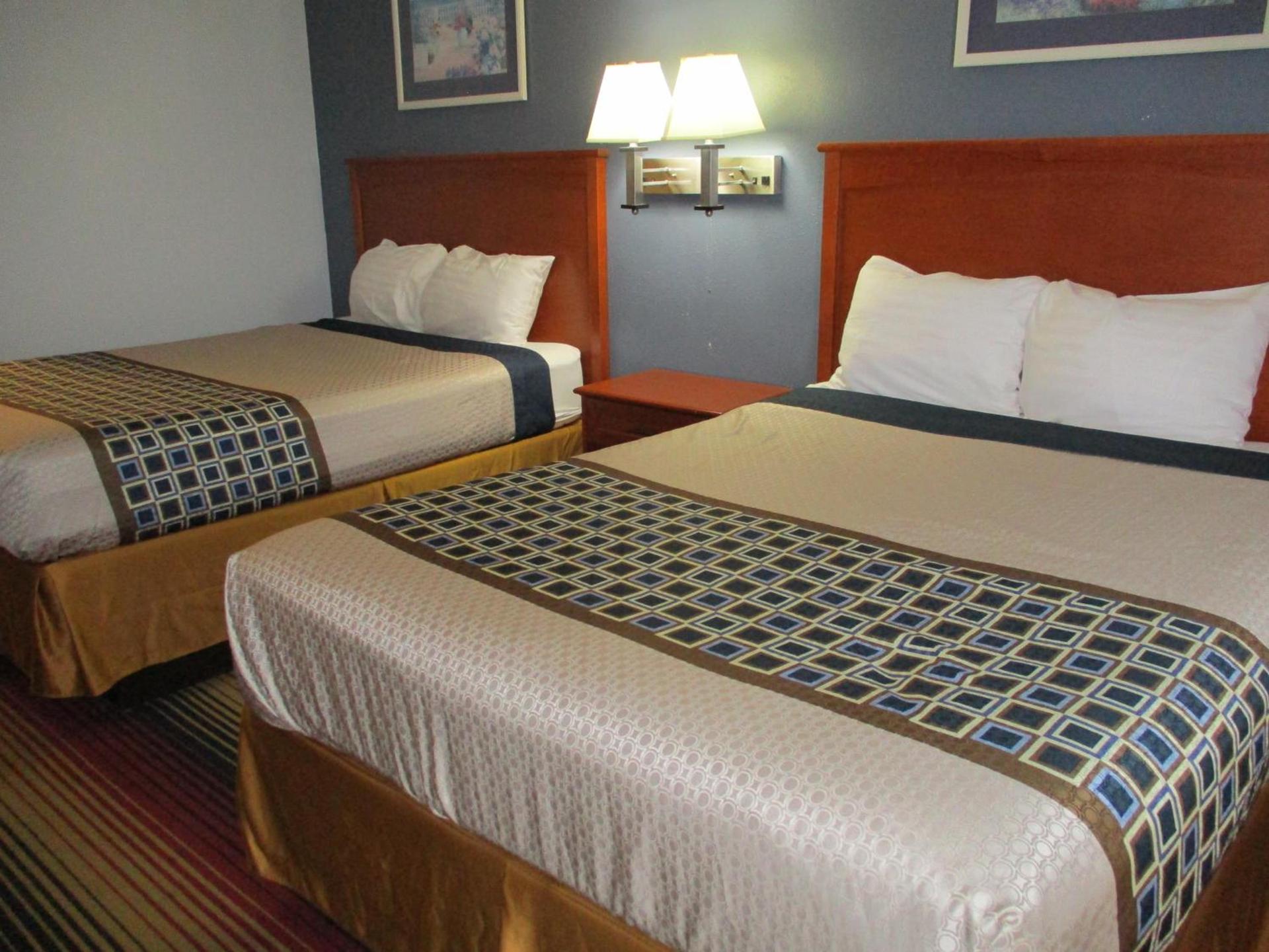 Travelodge by Wyndham Spirit Lake/Okoboji photo 14