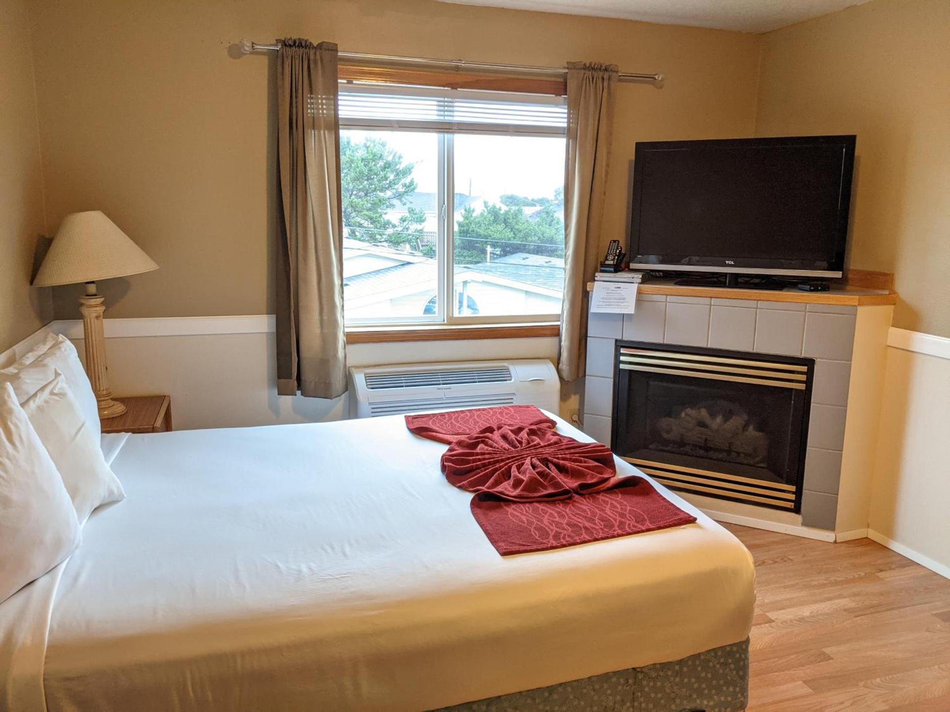 Hillcrest Inn photo 63
