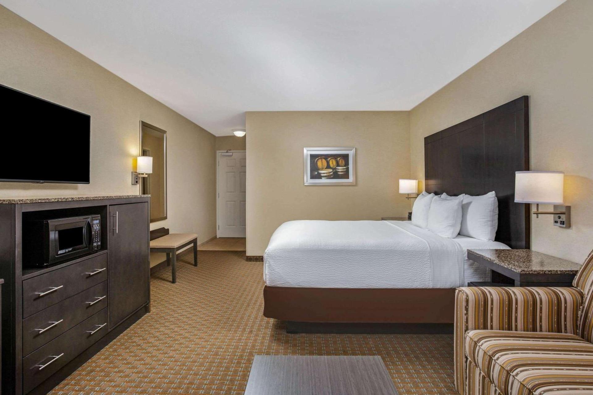 La Quinta by Wyndham Paso Robles photo 9