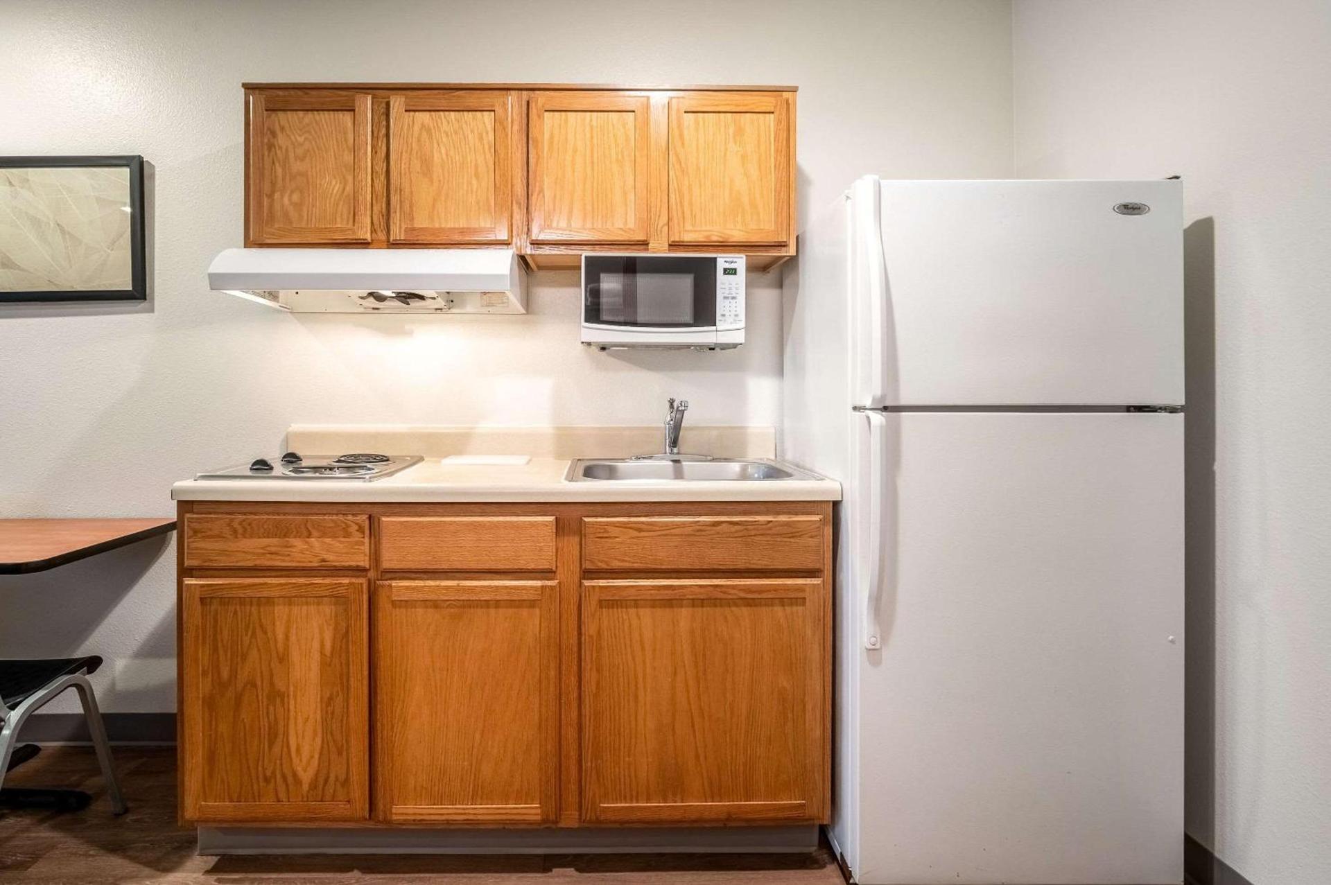 WoodSpring Suites Corpus Christi photo 6