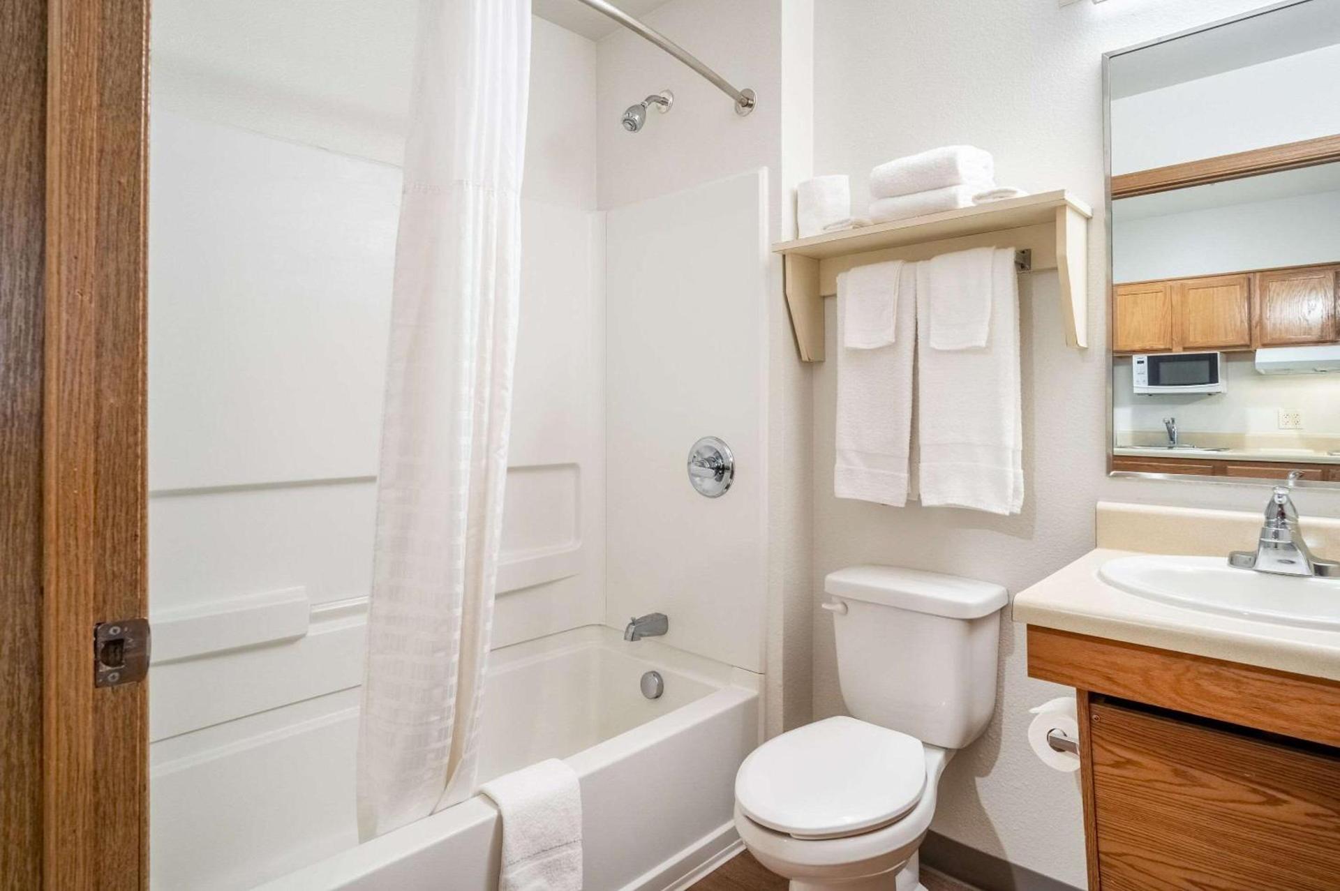 WoodSpring Suites Corpus Christi photo 8