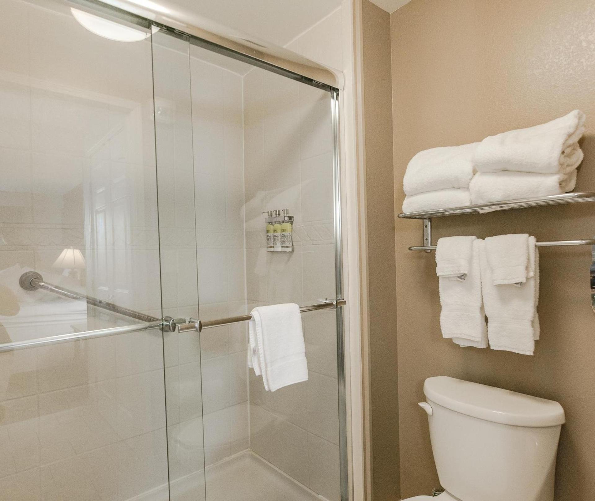 Staybridge Suites Wilmington East by IHG photo 6