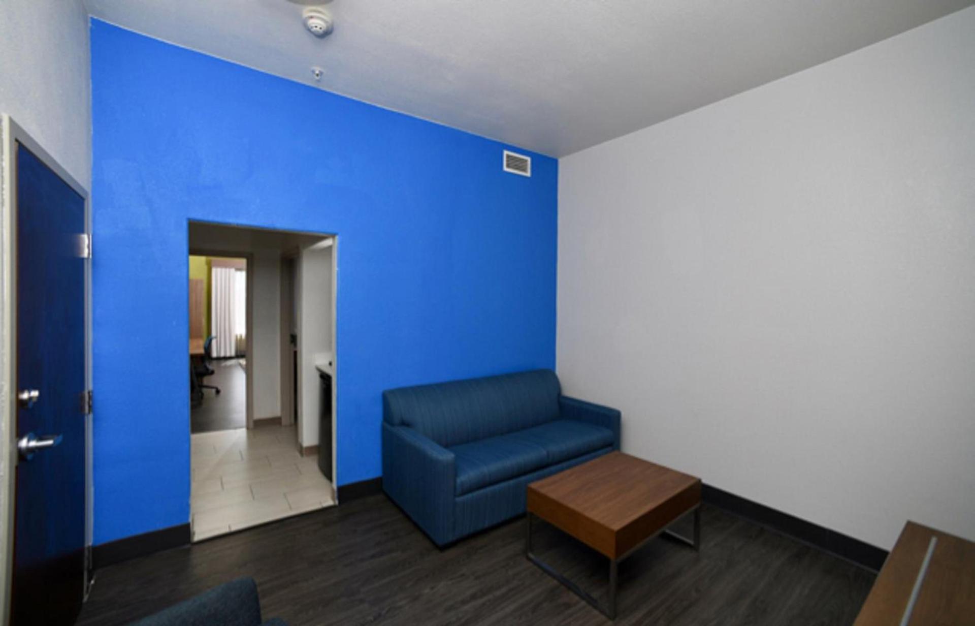 Holiday Inn Express Seguin by IHG photo 30