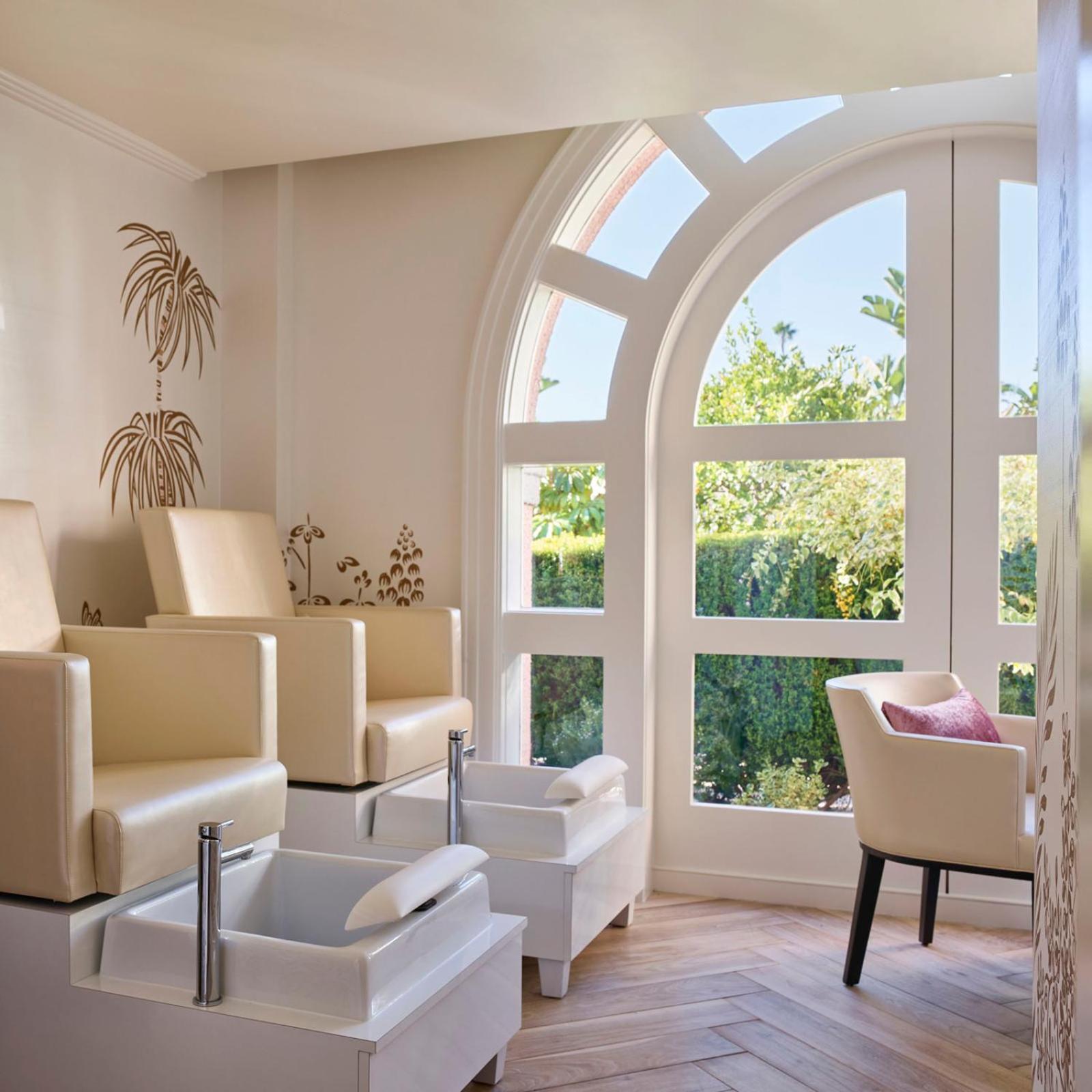 The Beverly Hills Hotel - Dorchester Collection photo 11