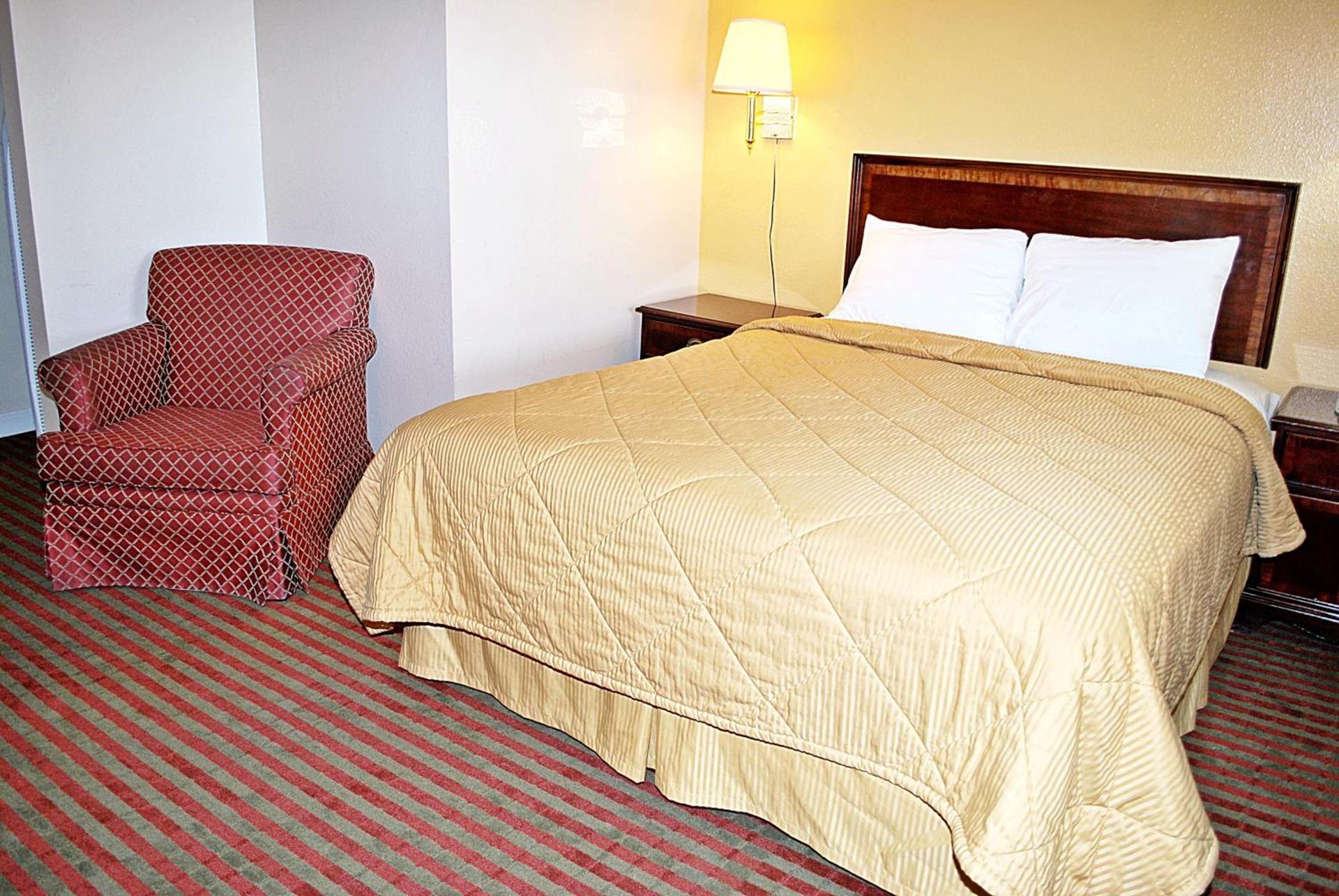 Travelodge by Wyndham Klamath Falls photo 32