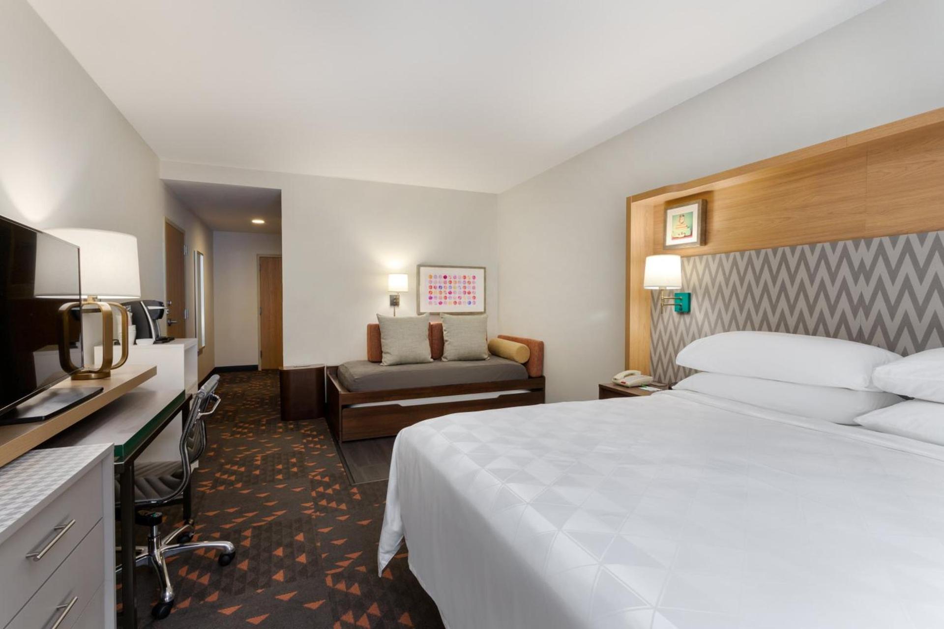 Holiday Inn Winter Haven by IHG photo 2