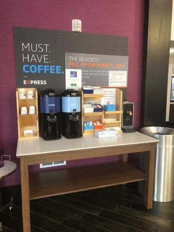 Holiday Inn Express Hickory - Hickory Mart by IHG photo 7