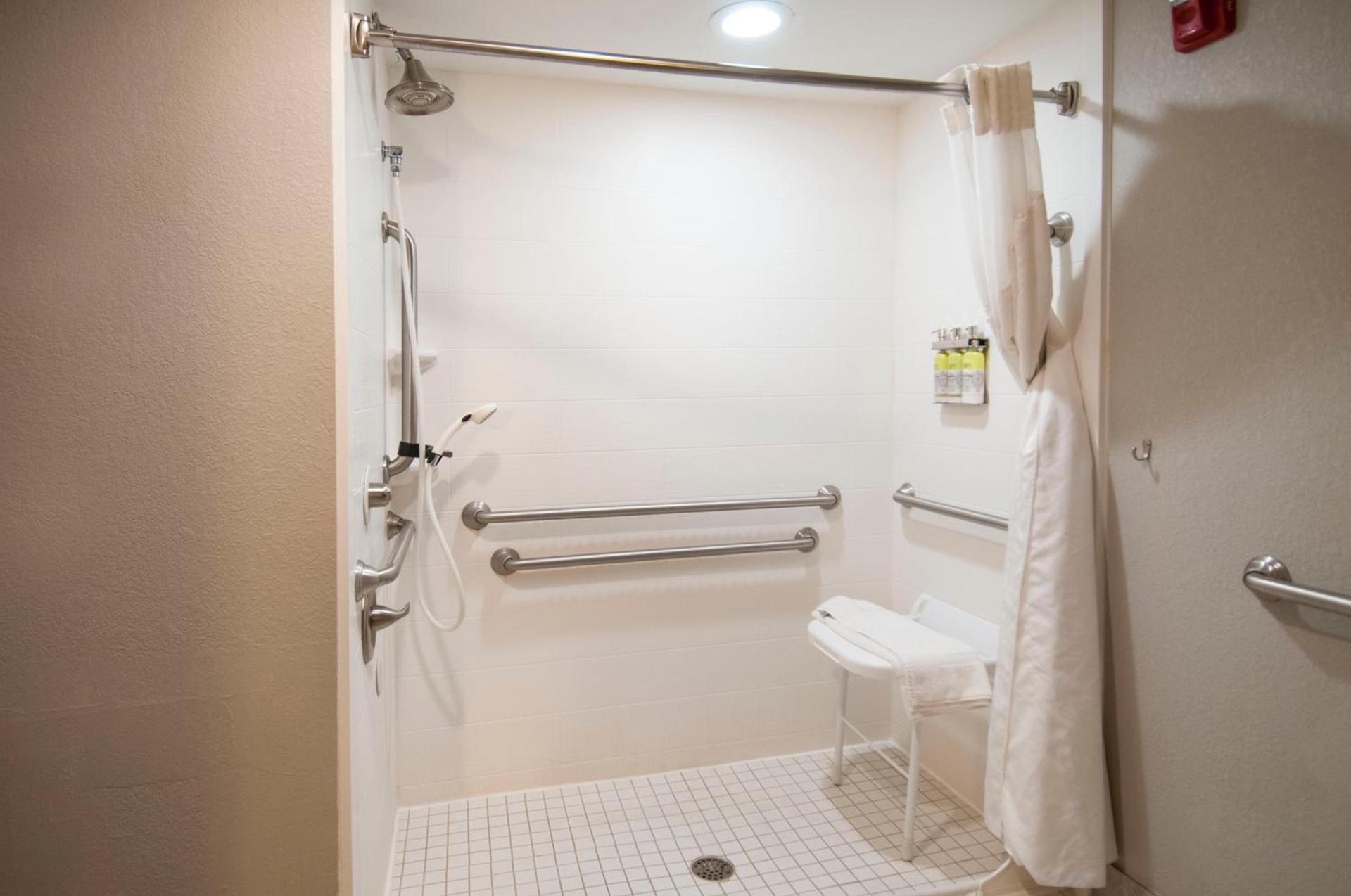 Holiday Inn Express & Suites Jackson Downtown - Coliseum by IHG photo 36