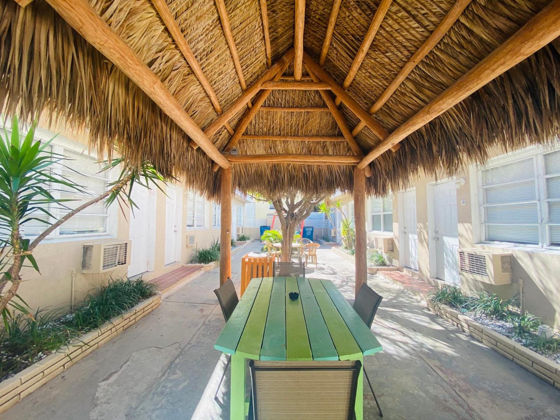St Maurice Beach Inn photo 12