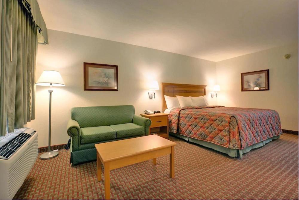 Scottish Inns photo 5