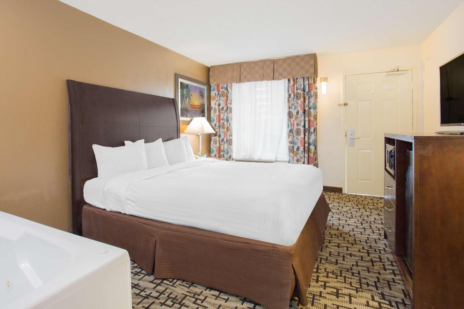 SureStay Hotel by Best Western North Myrtle Beach photo 8