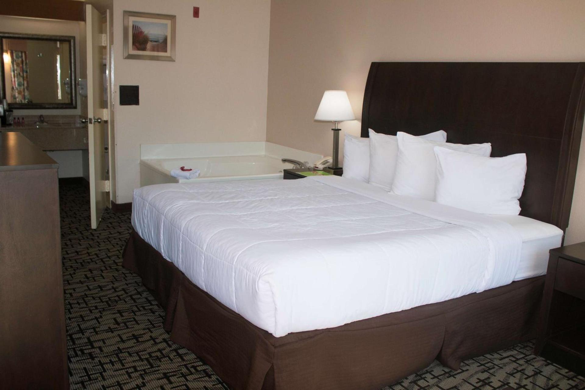 SureStay Hotel by Best Western North Myrtle Beach photo 7