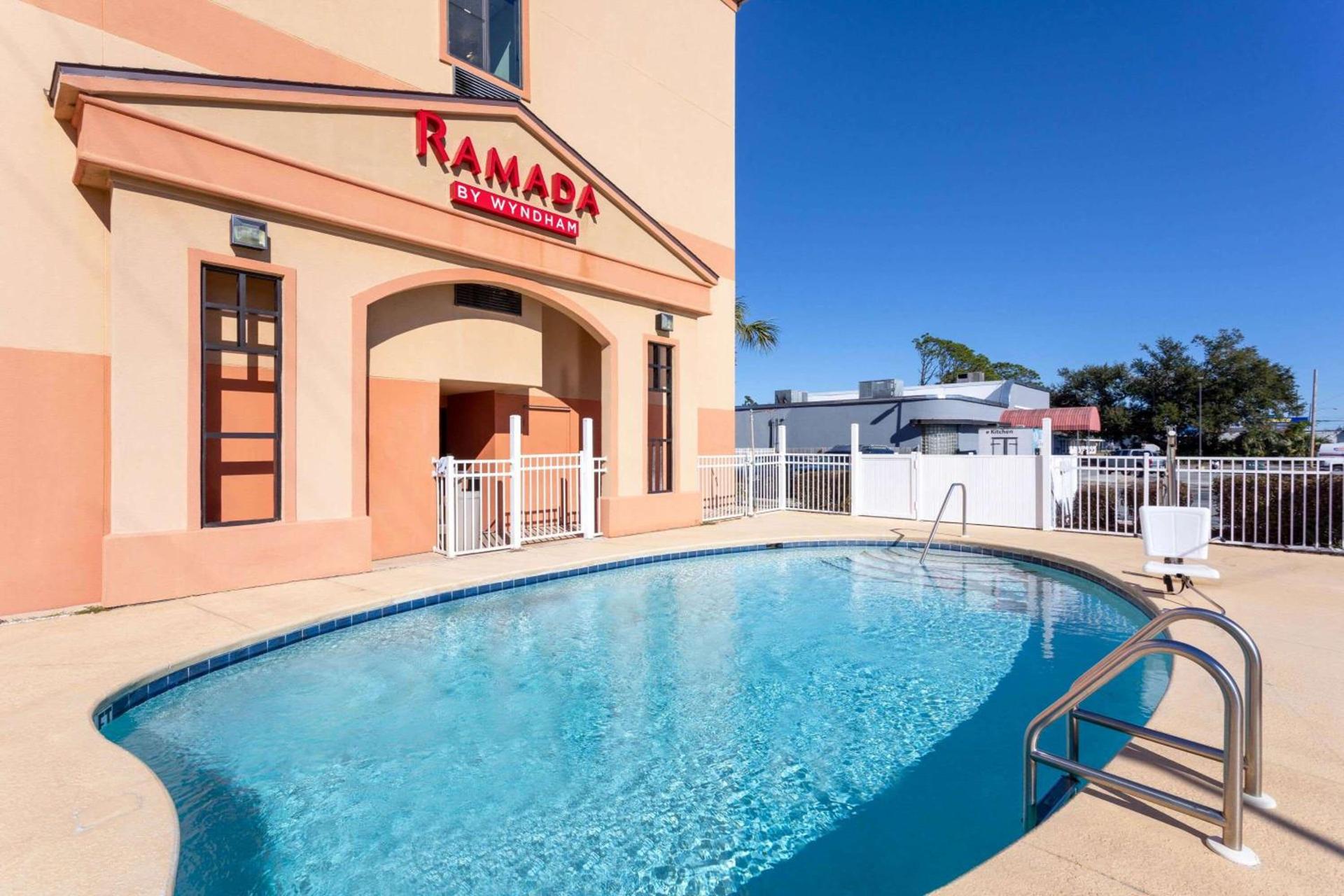 Ramada by Wyndham Panama City photo 10