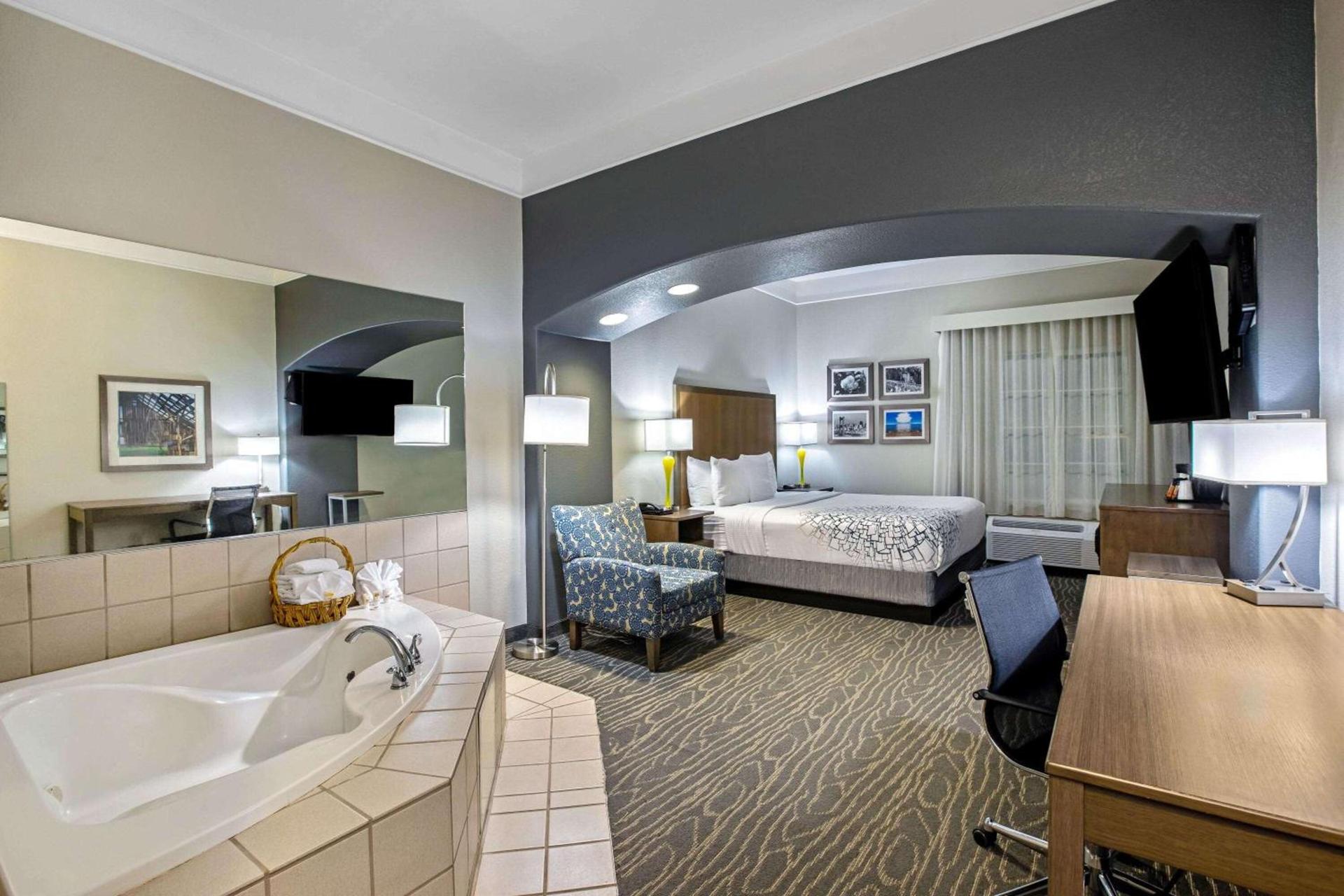 La Quinta by Wyndham Manteca - Ripon photo 21