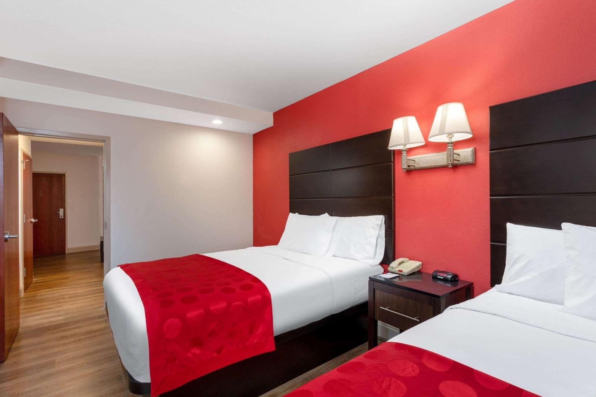 Ramada by Wyndham Panama City photo 31