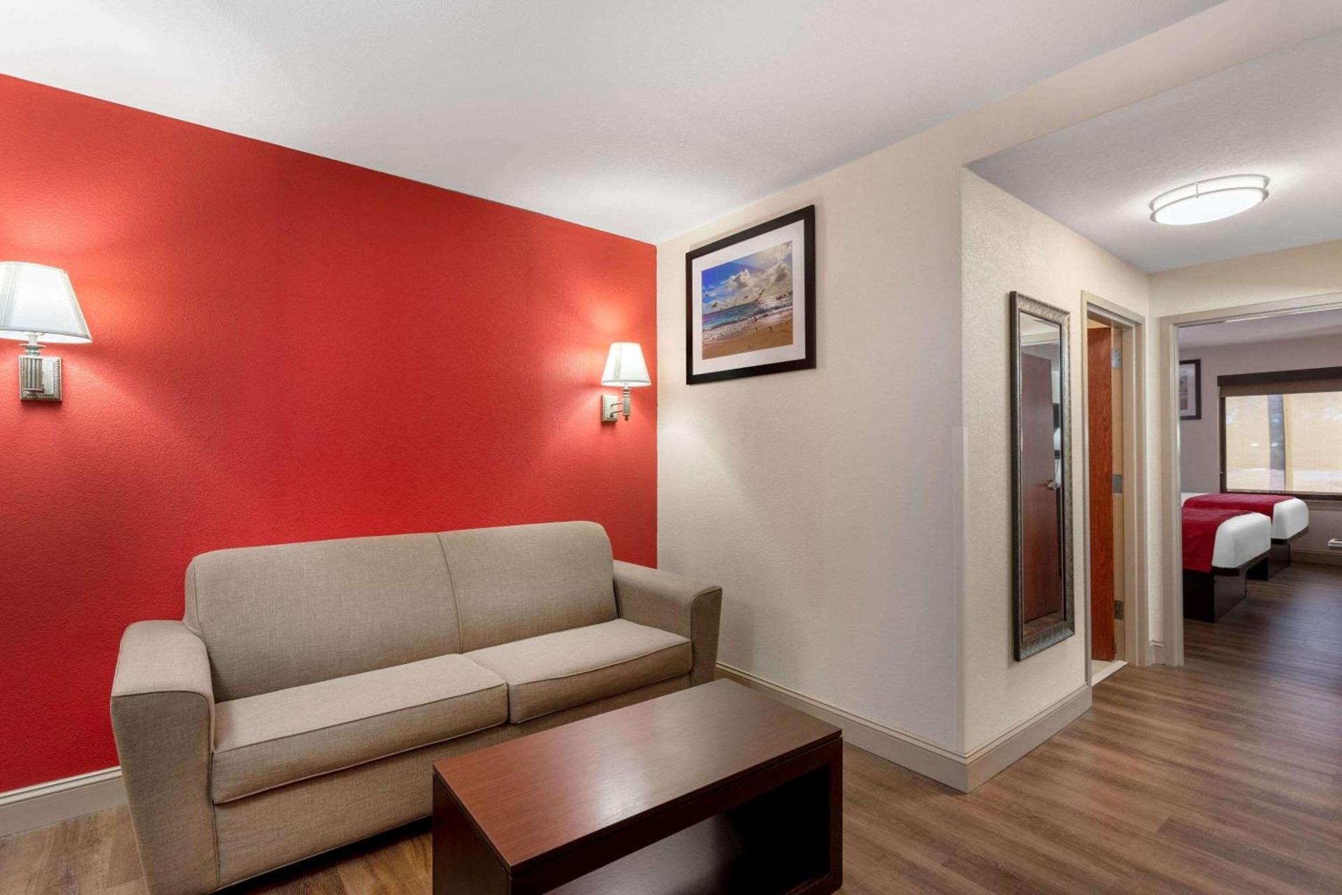 Ramada by Wyndham Panama City photo 32
